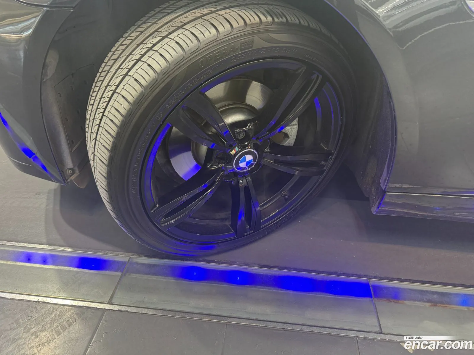 BMW 5 Series 2015 — 17