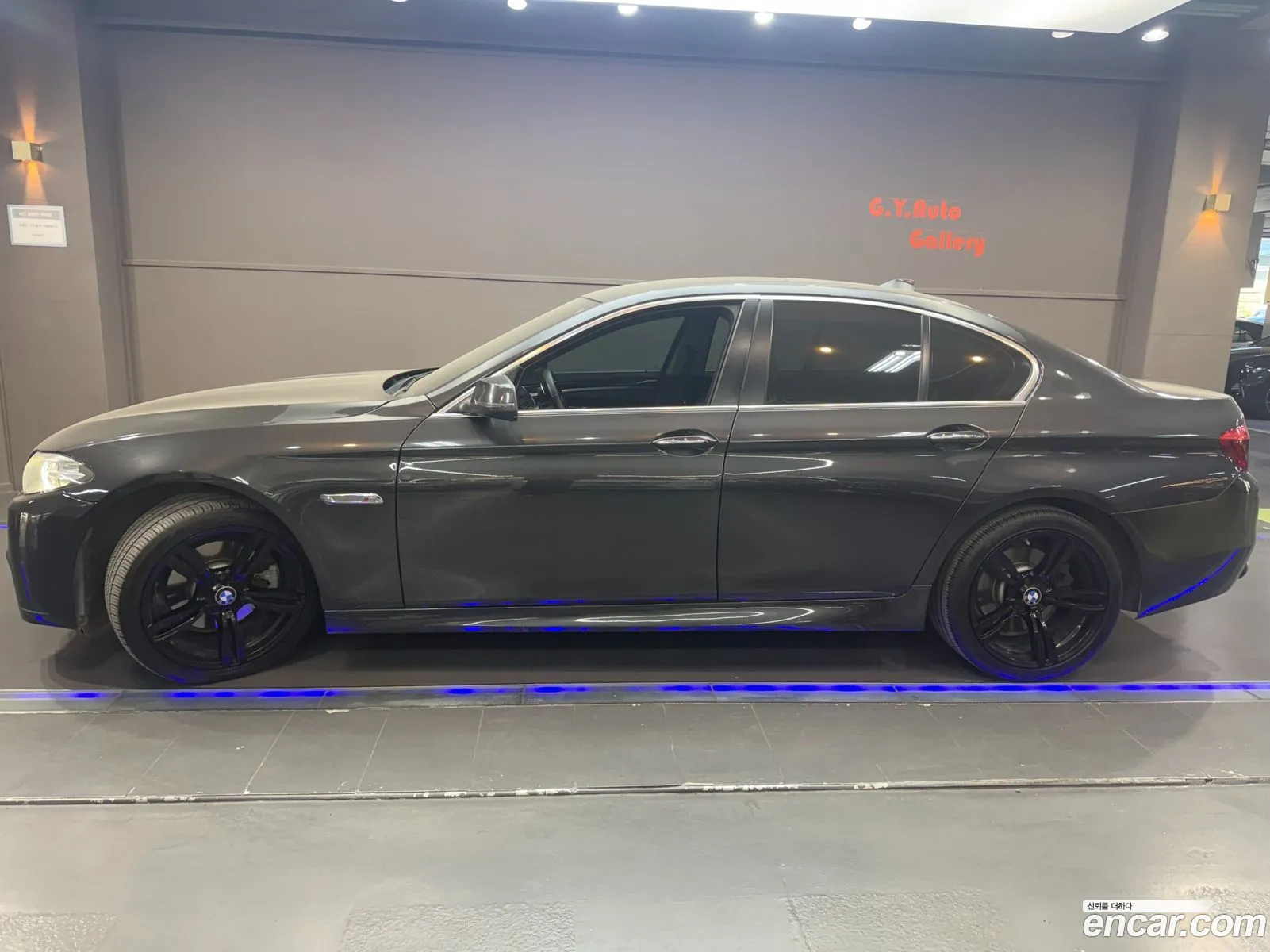 BMW 5 Series 2015 — 11