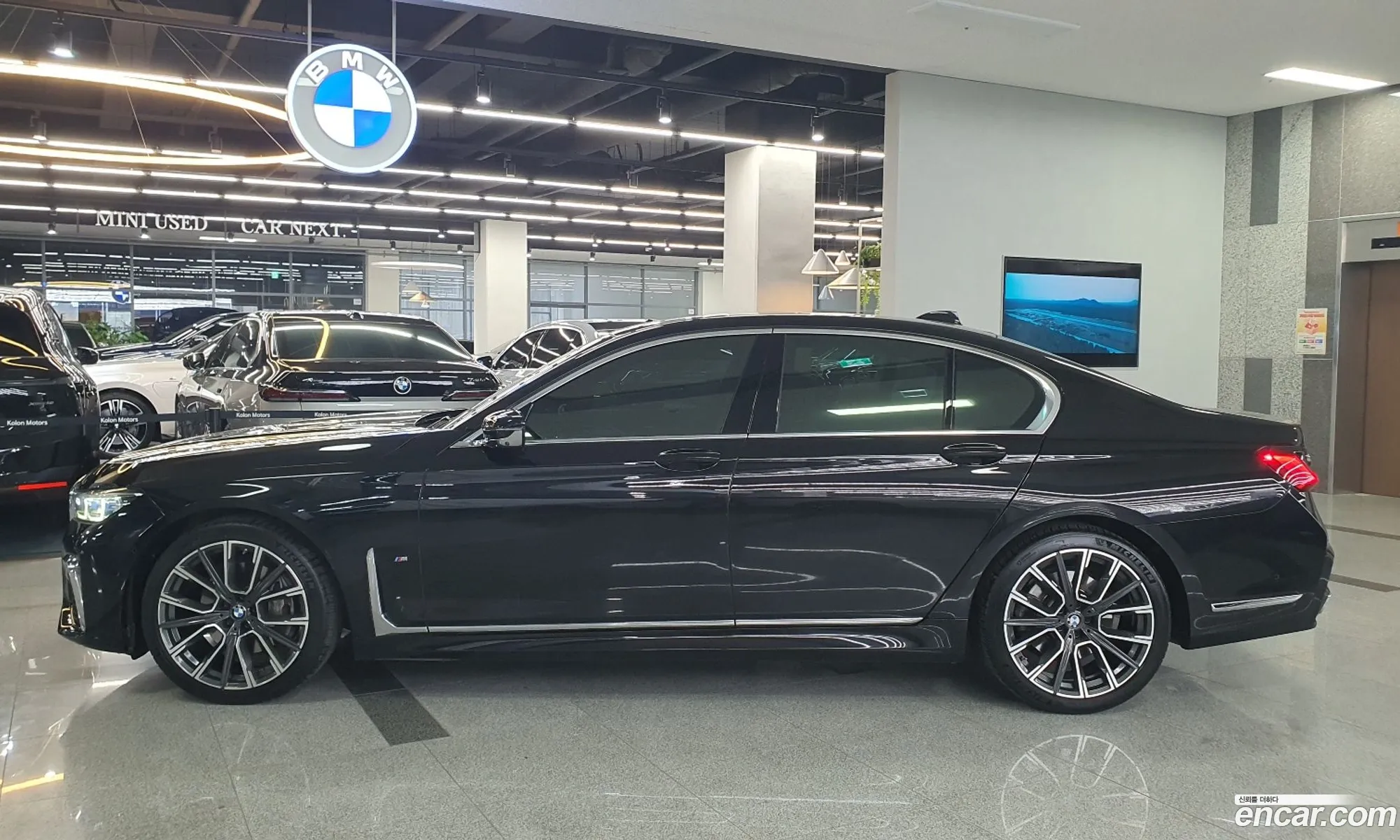 BMW 7 Series 2022 — 13