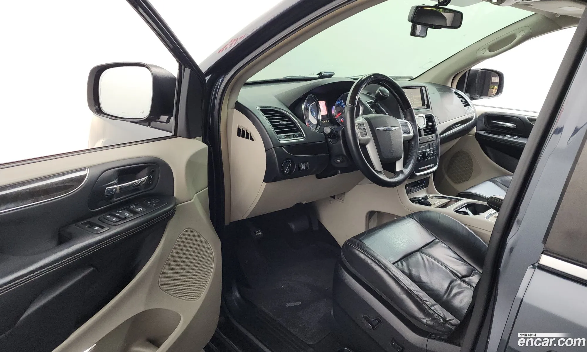 Chrysler Grand Voyager 2014 2C4PC1GG6ER363060 — 16