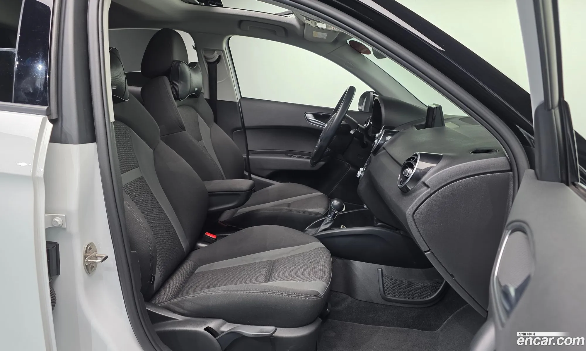 Audi A1 2015 WAUZZZ8X6FB041374 — 19