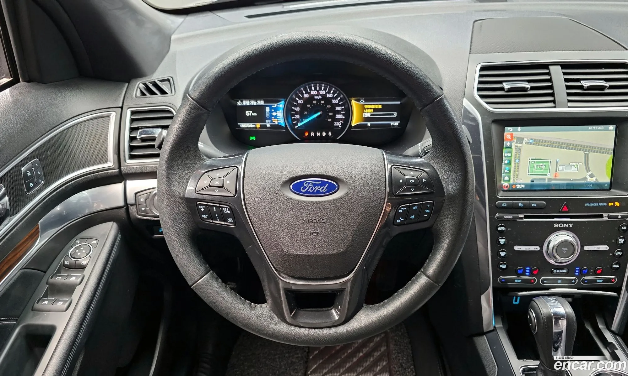 Ford Explorer 2018 1FM5K8FH8JGA59846 — 7