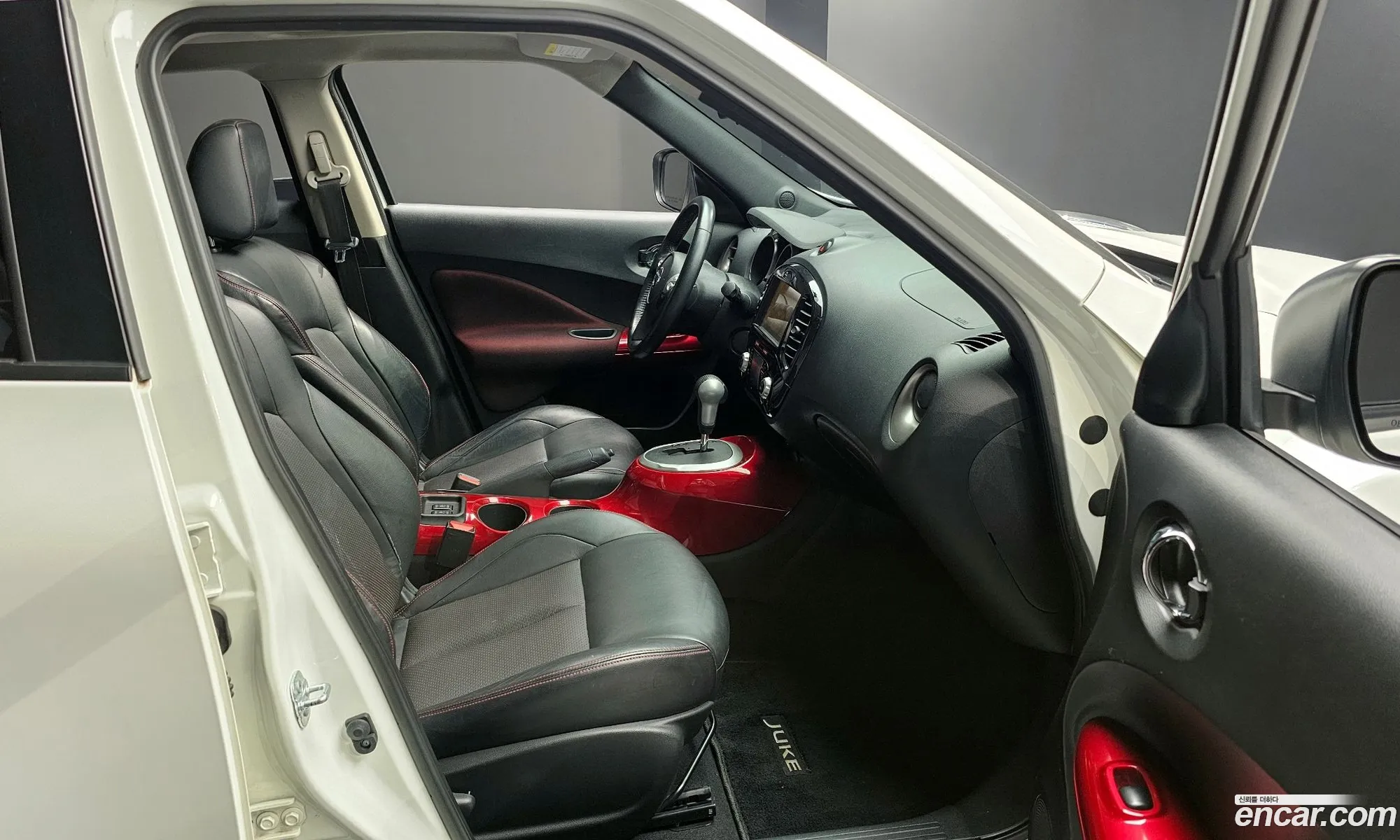 Nissan Juke 2017 JN1AF58E6HT180095 — 16