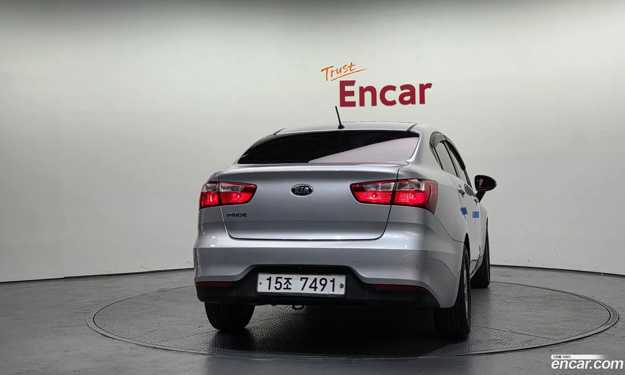 Kia Pride 2015 — 12