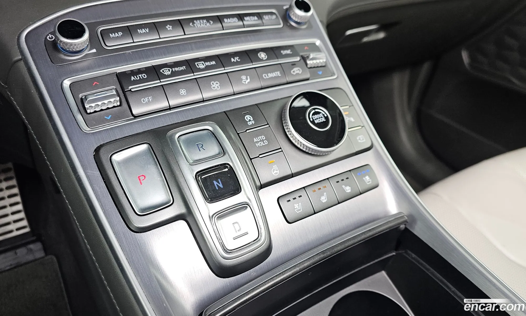 Hyundai Santa Fe 2020 — 20