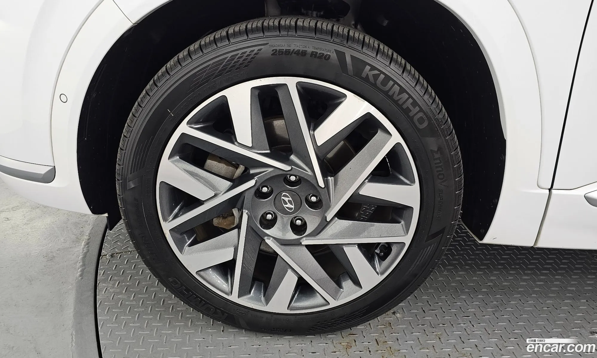 Hyundai Santa Fe 2020 — 16