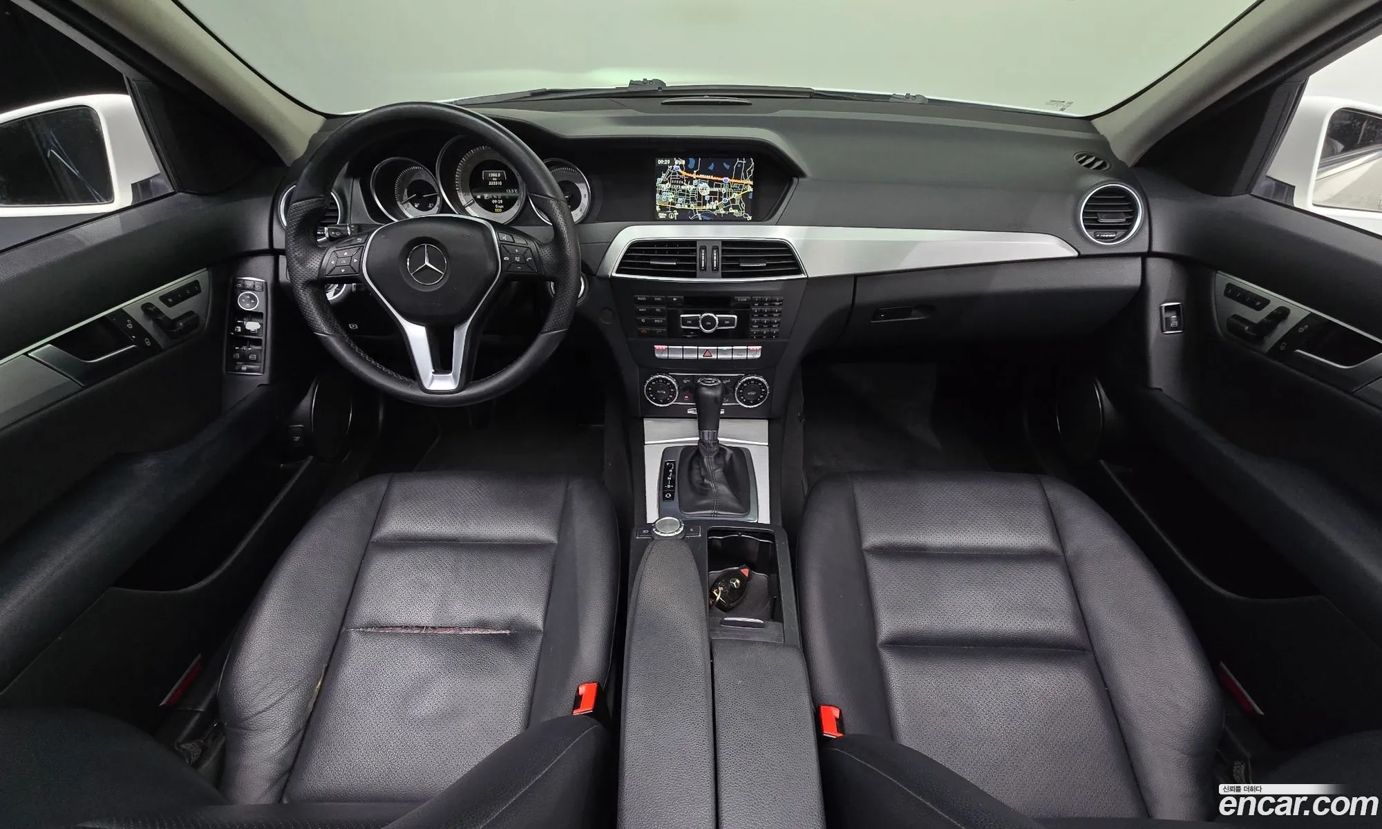 Mercedes-Benz C-Class W204 2013 WDDGF0CB8DA799185 — 20