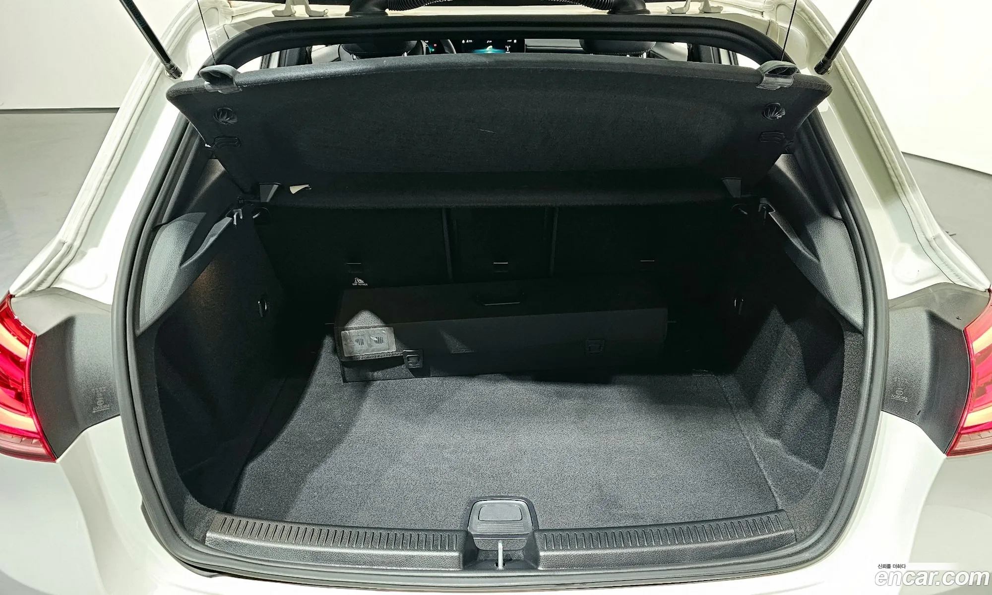 Mercedes-Benz A-Class W177 2019 — 20