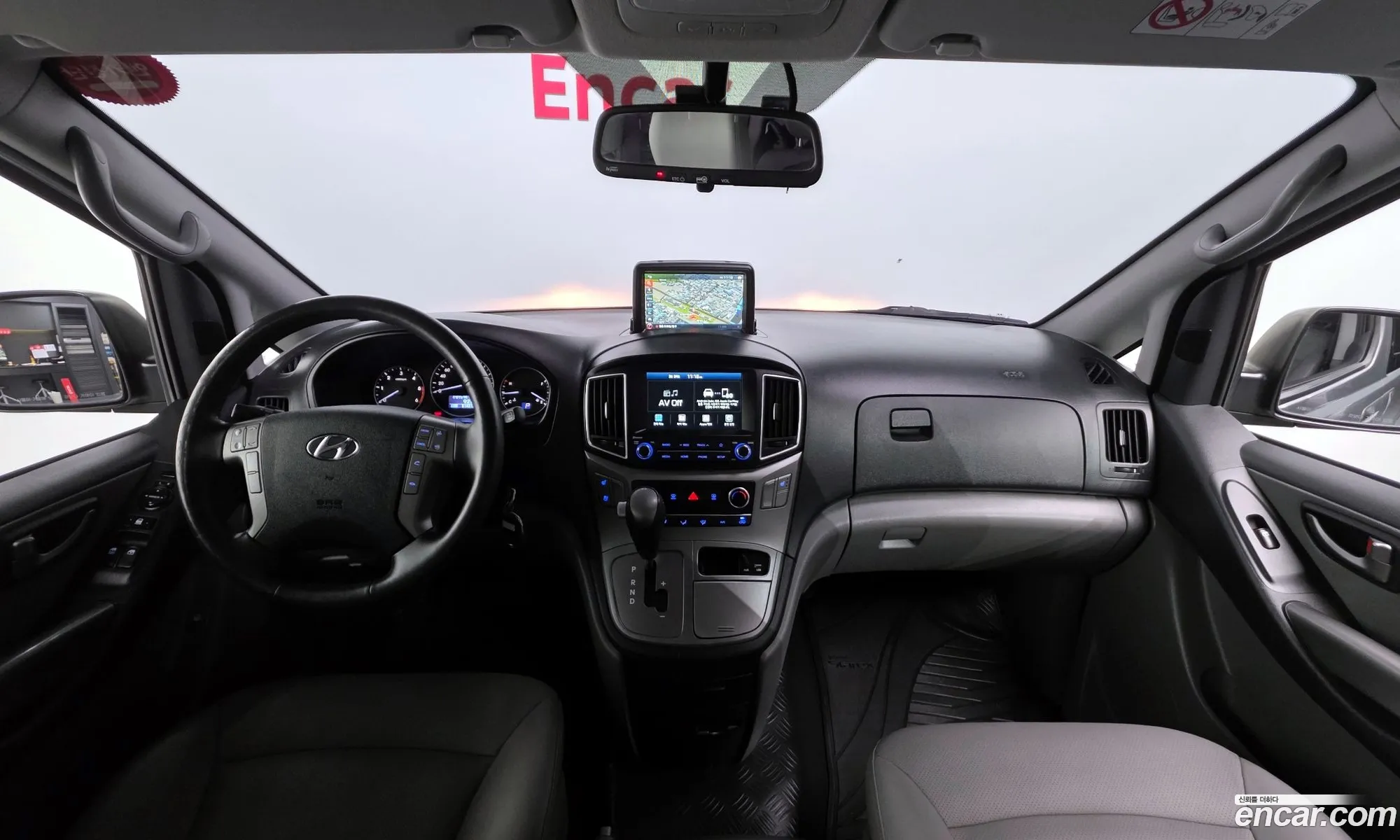 Hyundai Grand Starex 2020 — 3