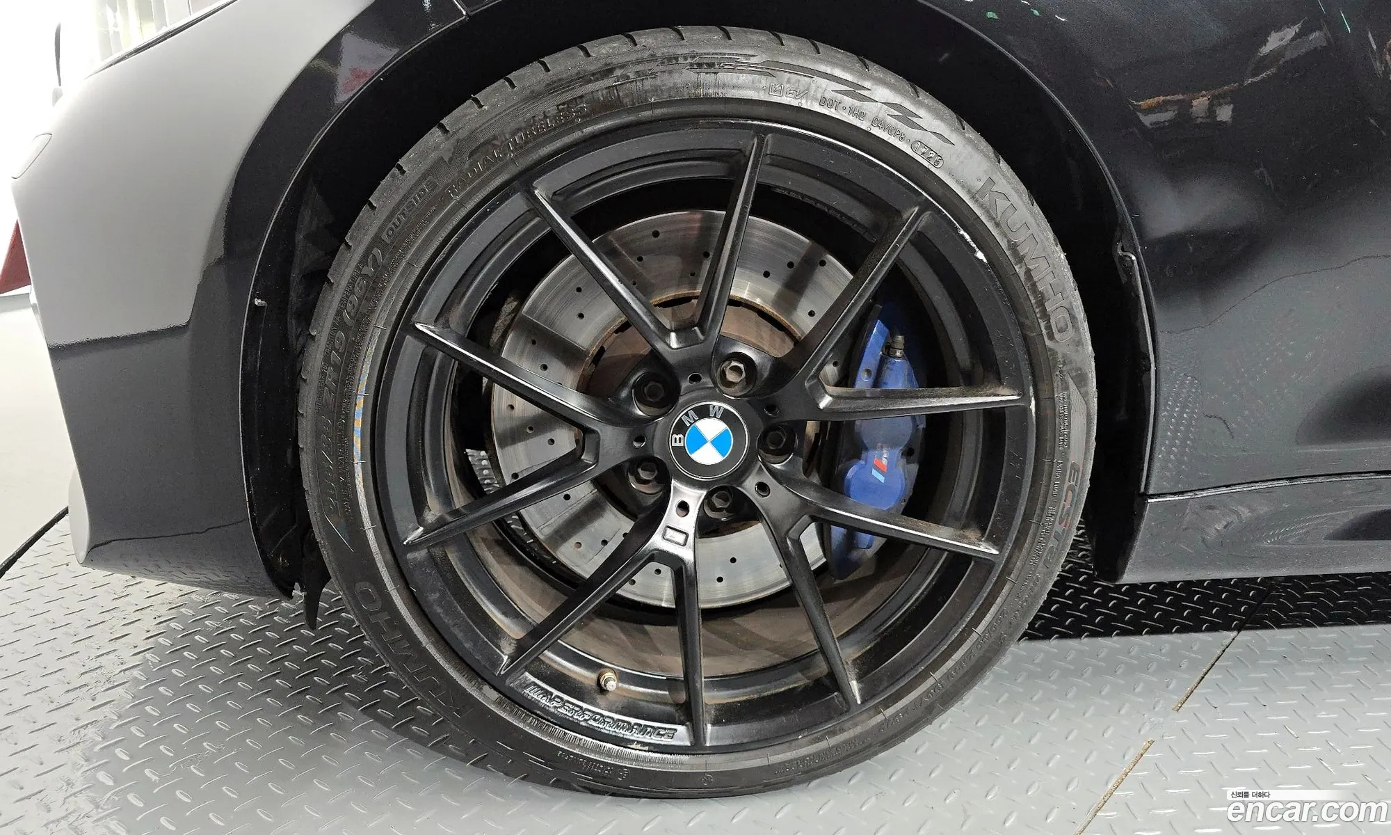 BMW M2 2018 WBS1J5107JVE53450 — 3
