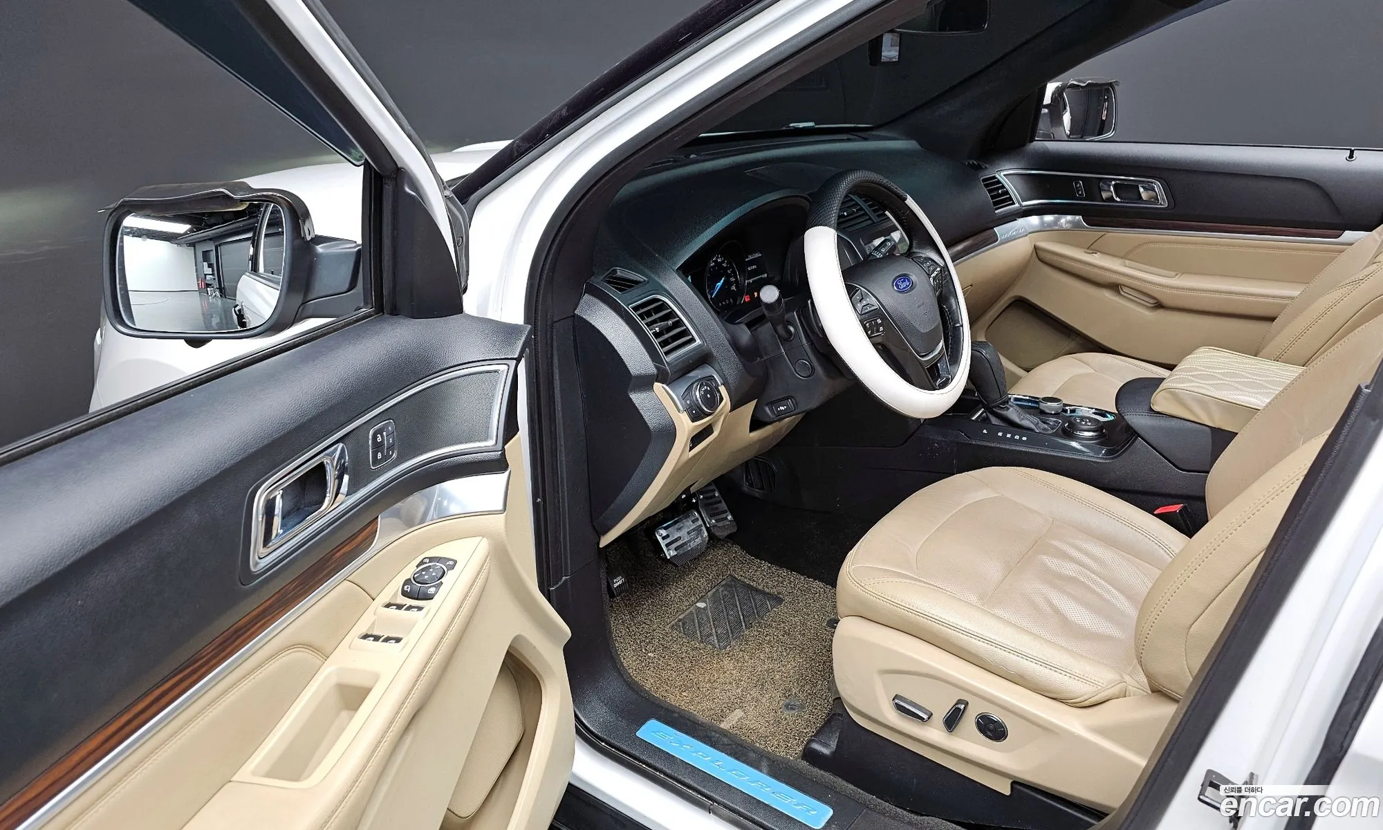 Ford Explorer 2016 1FM5K8F85GGC79101 — 5