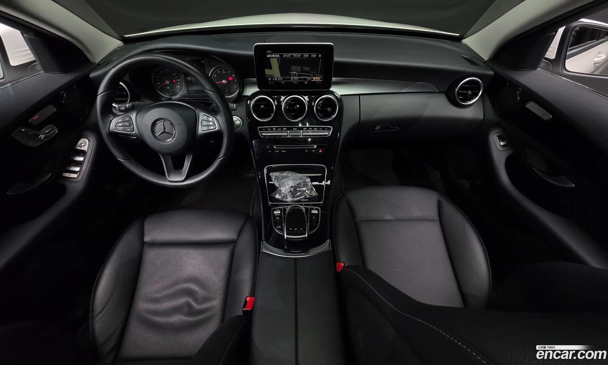 Mercedes-Benz C-Class W205 2017 — 13