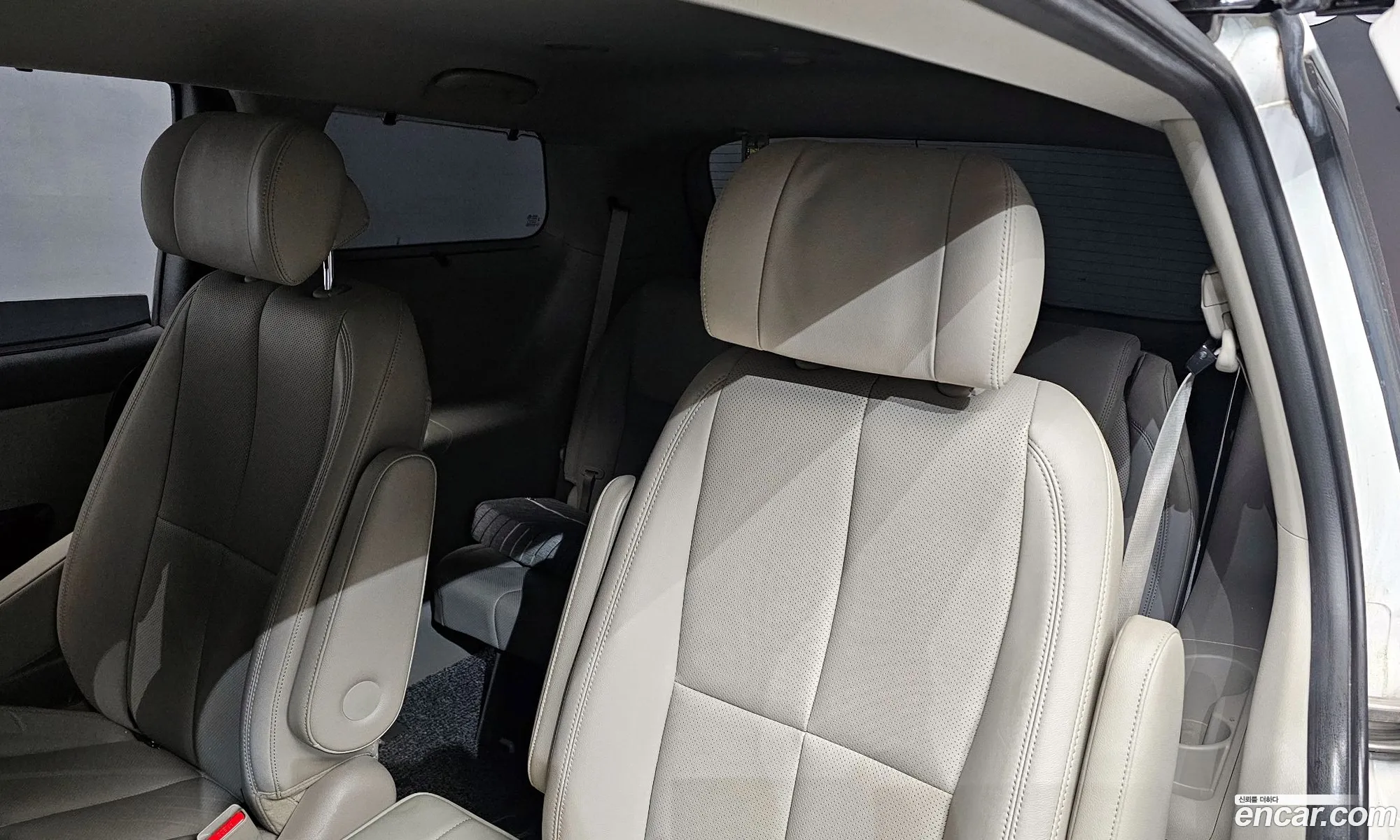 Kia Carnival 2018 — 10