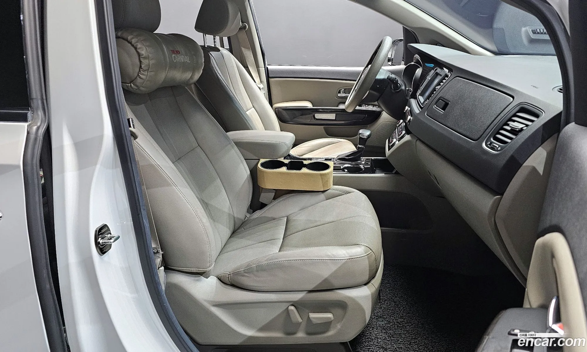 Kia Carnival 2018 — 19