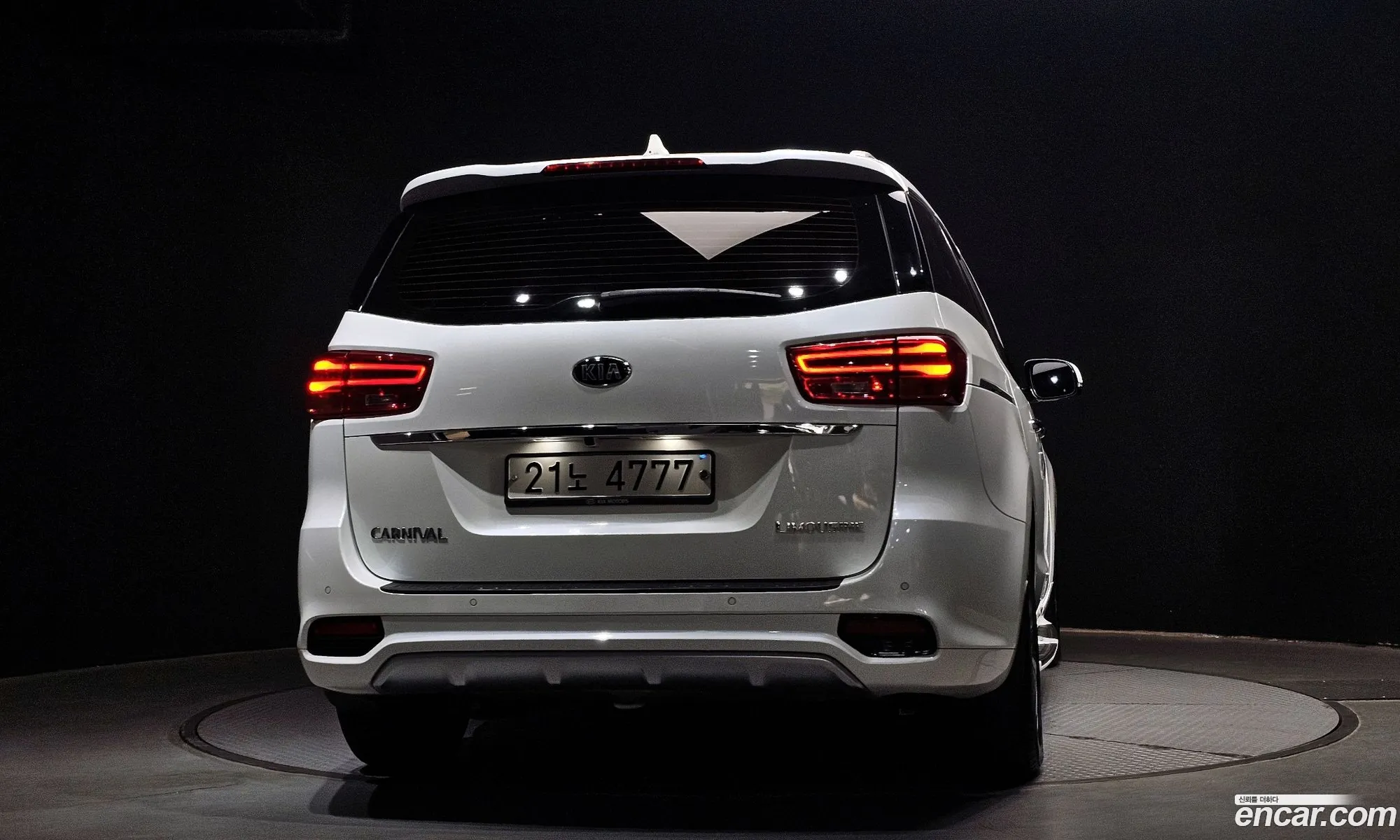 Kia Carnival 2018 — 14