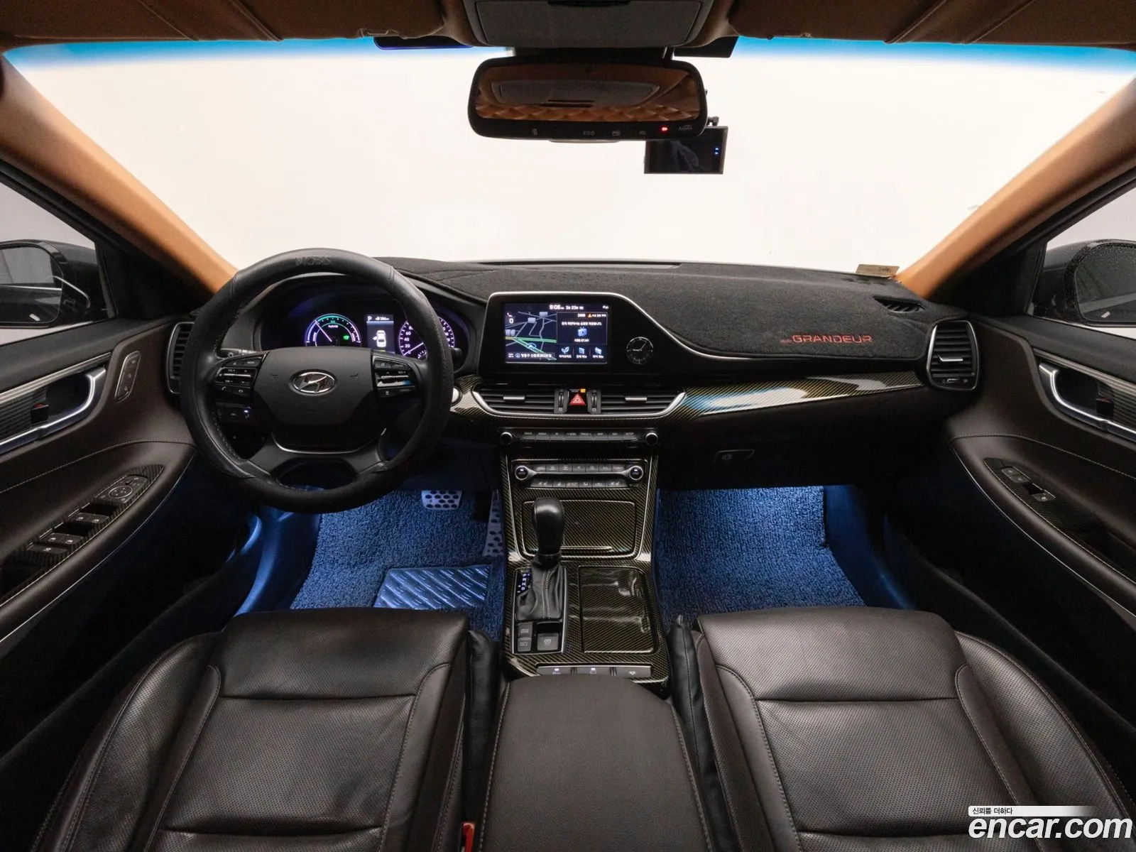 Hyundai Grandeur IG Hybrid 2019 — 19