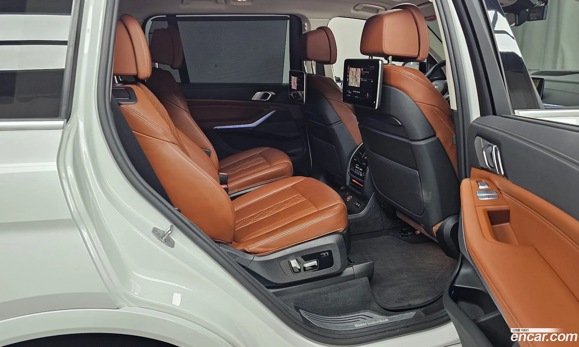 BMW X7 2020 WBATB4100M9E14880 — 14