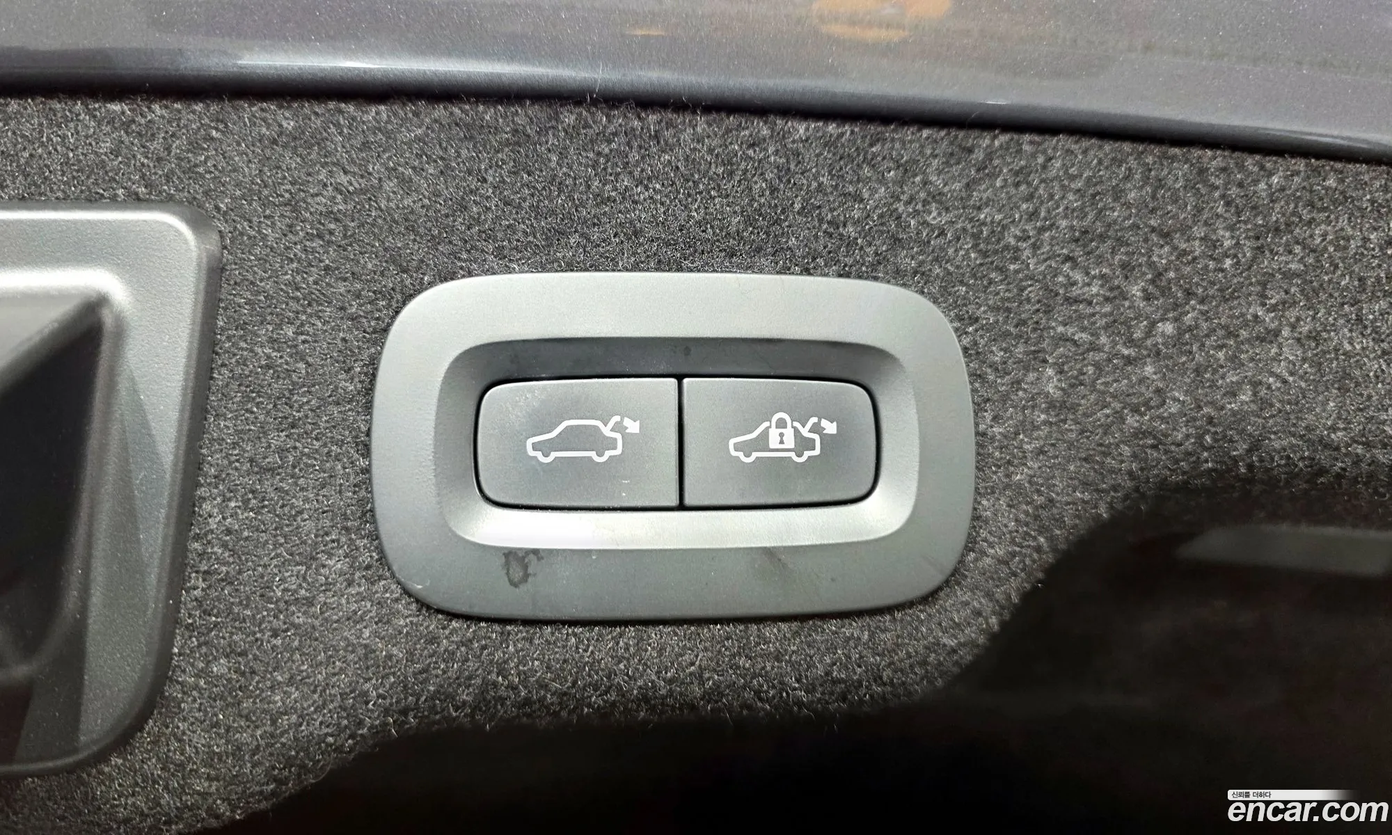 Volvo S90 2020 LVYPS102DLP082931 — 17