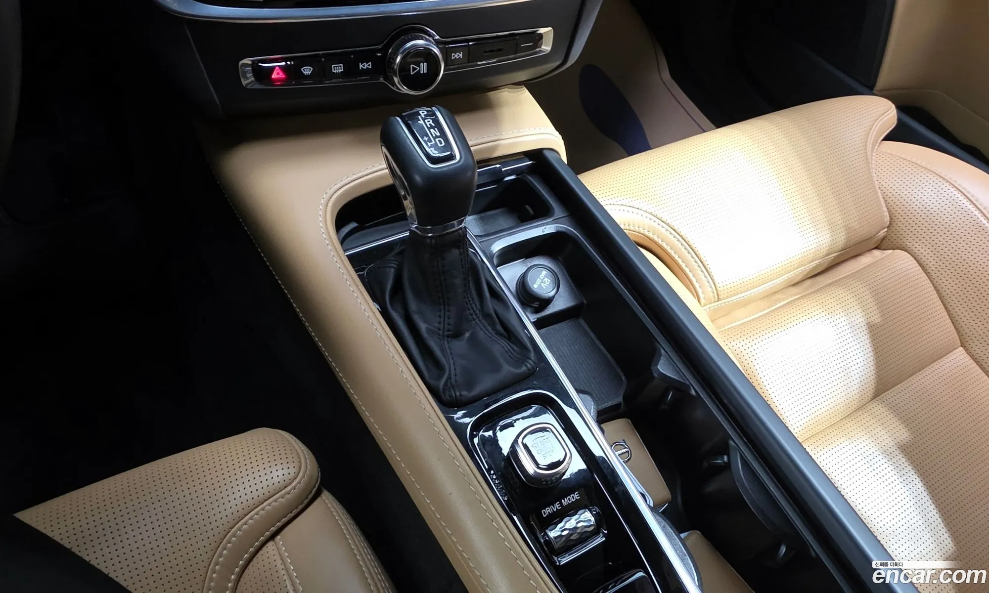 Volvo S90 2020 LVYPS102DLP082931 — 6