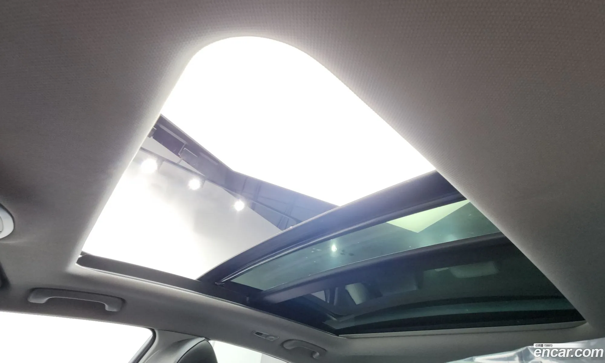Hyundai LF Sonata 2014 — 14