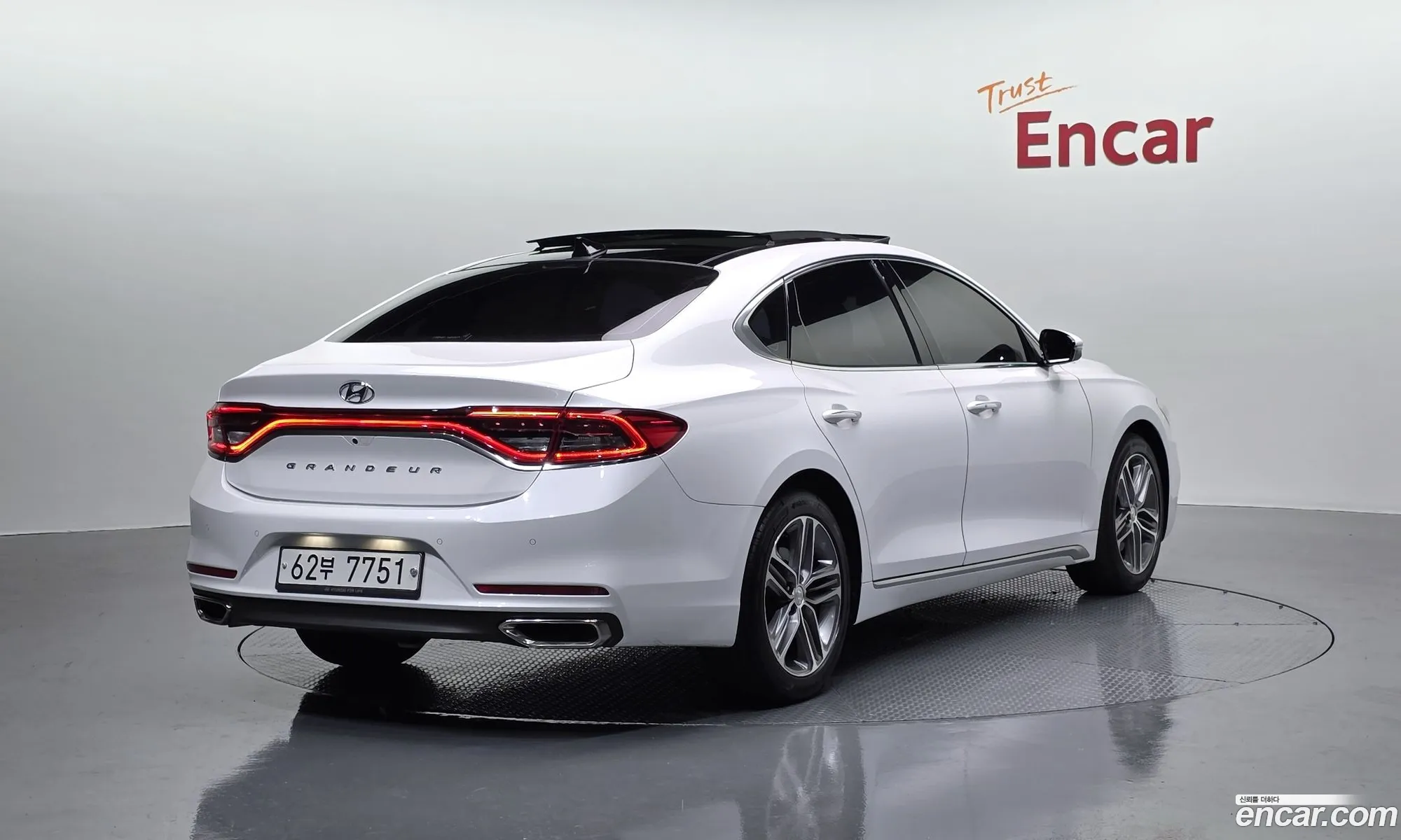 Hyundai Grandeur IG 2018 — 18
