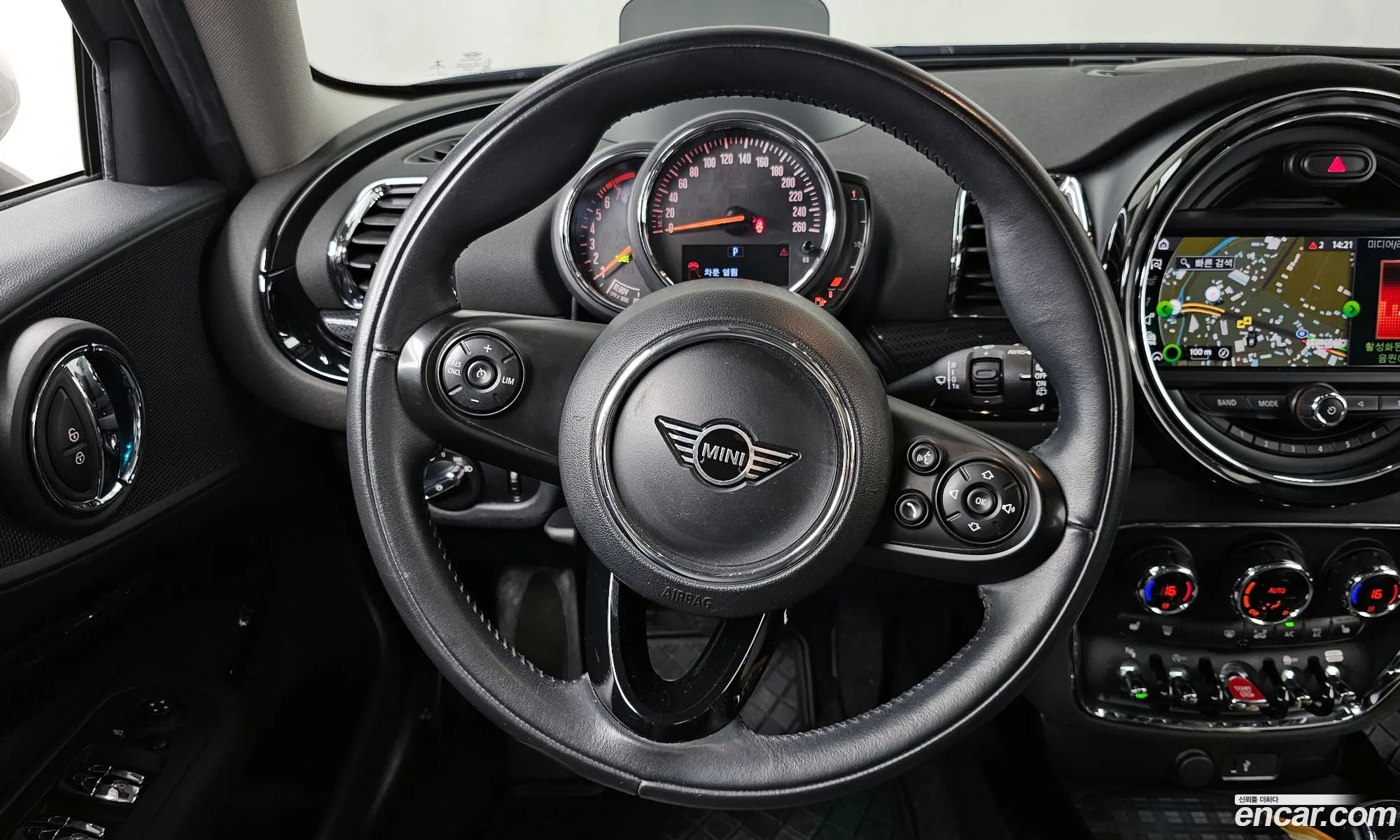 Mini Cooper Clubman 2019 — 5