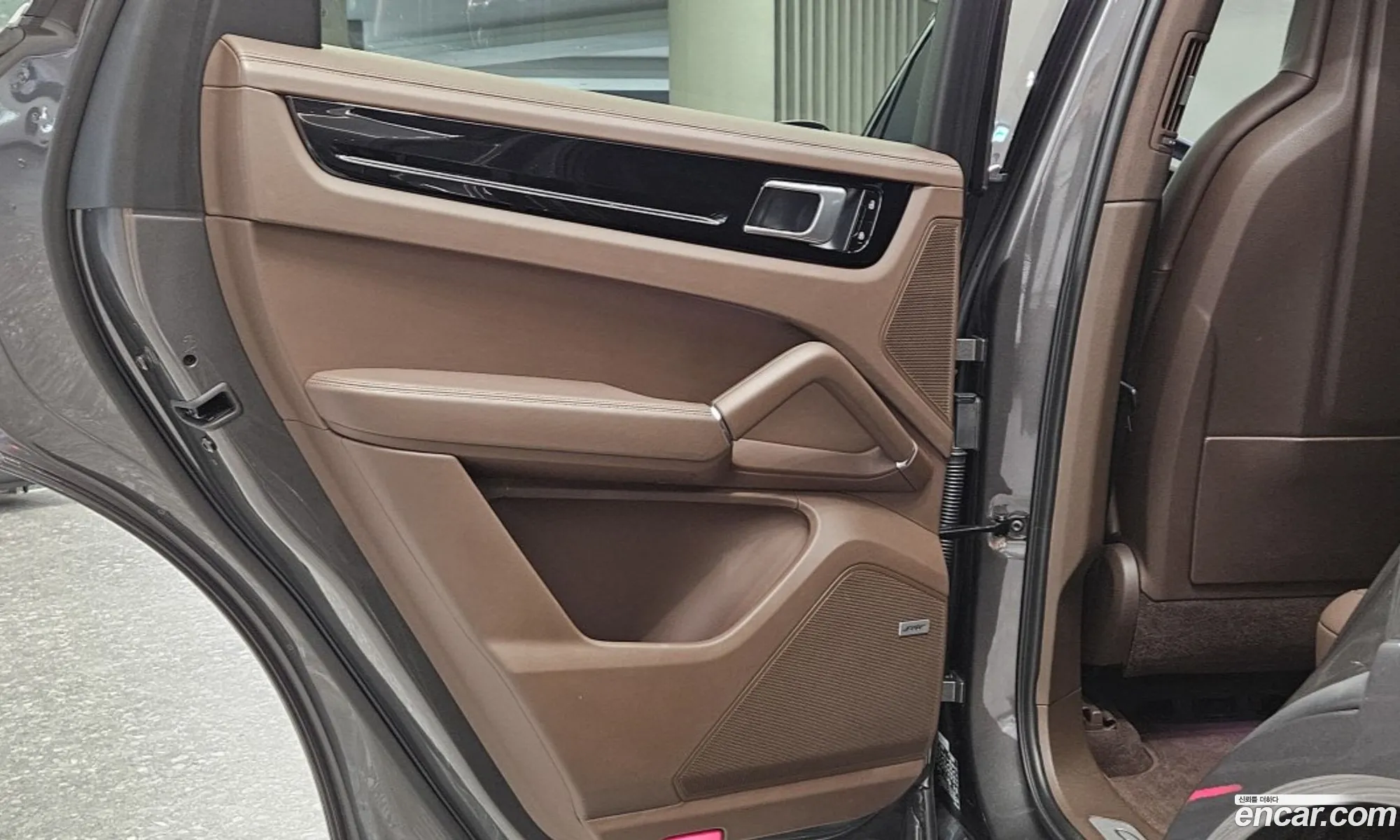 Porsche Cayenne 2019 — 14