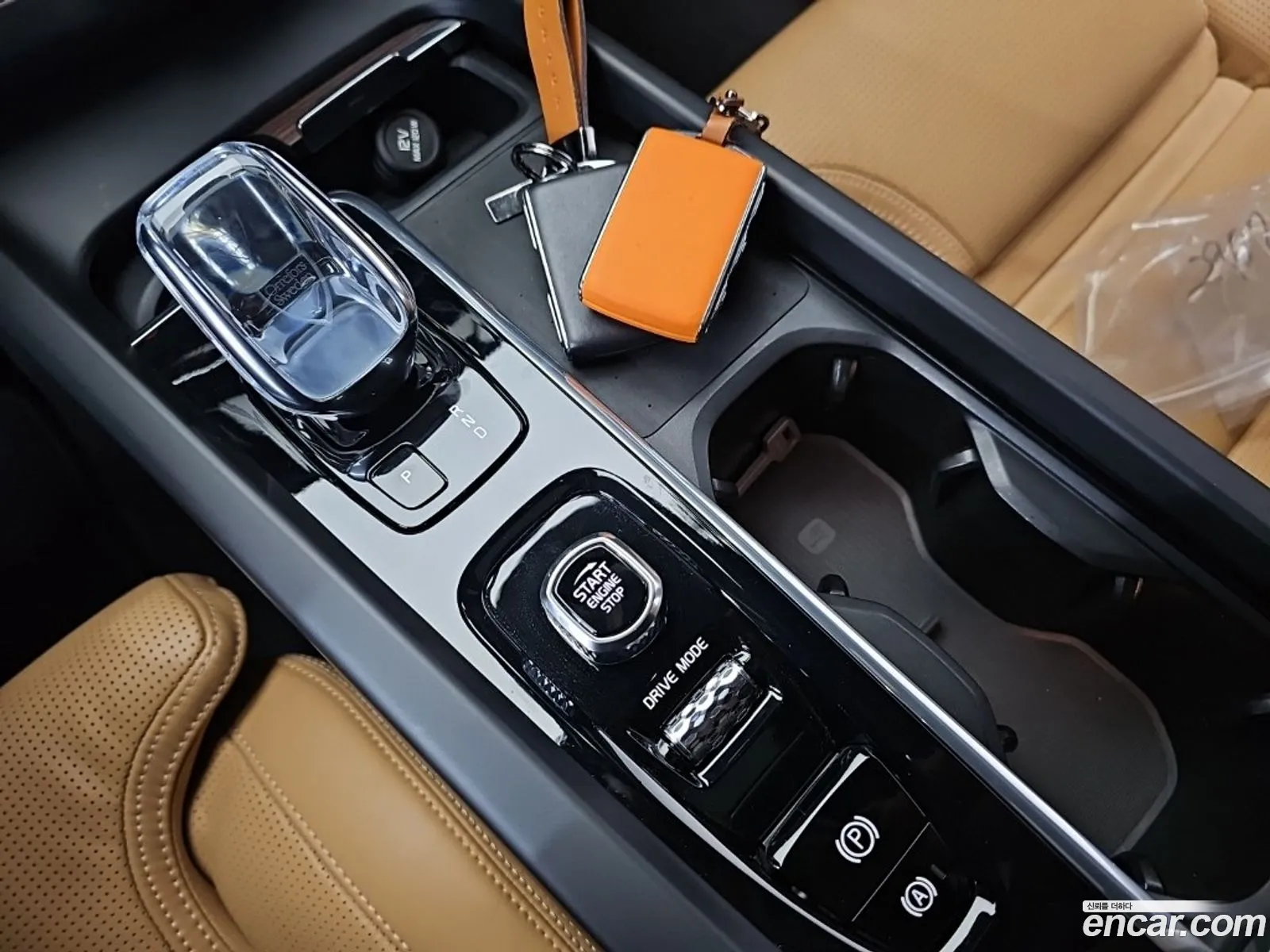 Volvo XC60 2021 — 4