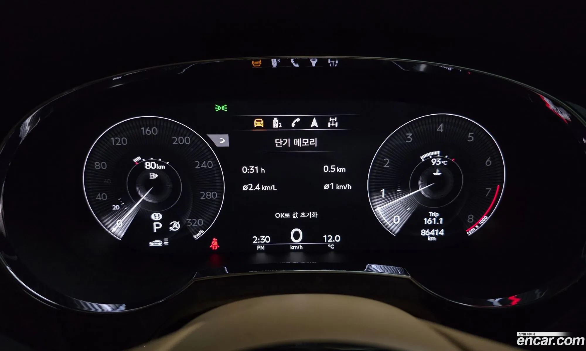 Bentley Bentayga 2022 SJAAM14V2NC015076 — 3