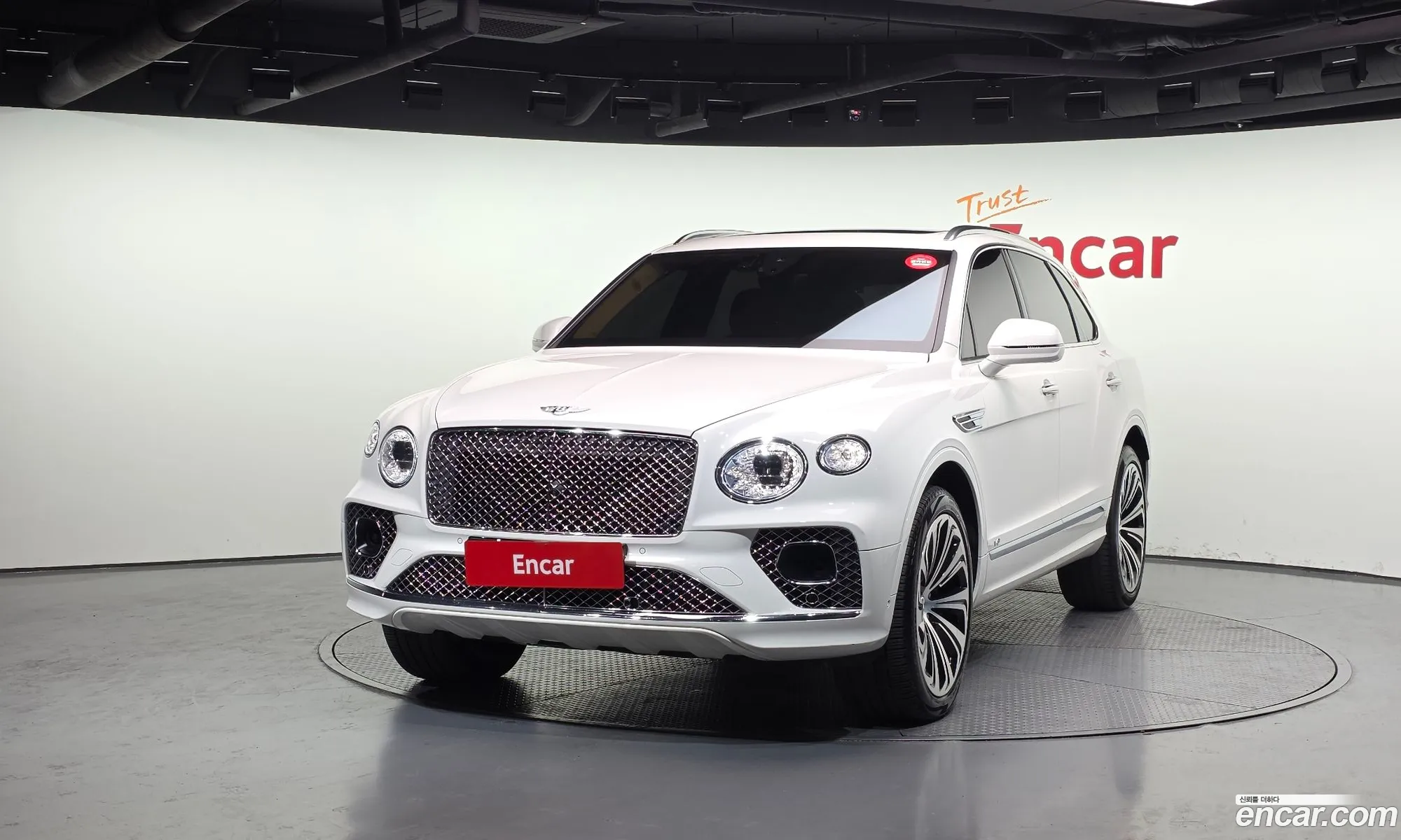 Bentley Bentayga 2022 SJAAM14V2NC015076 — 17