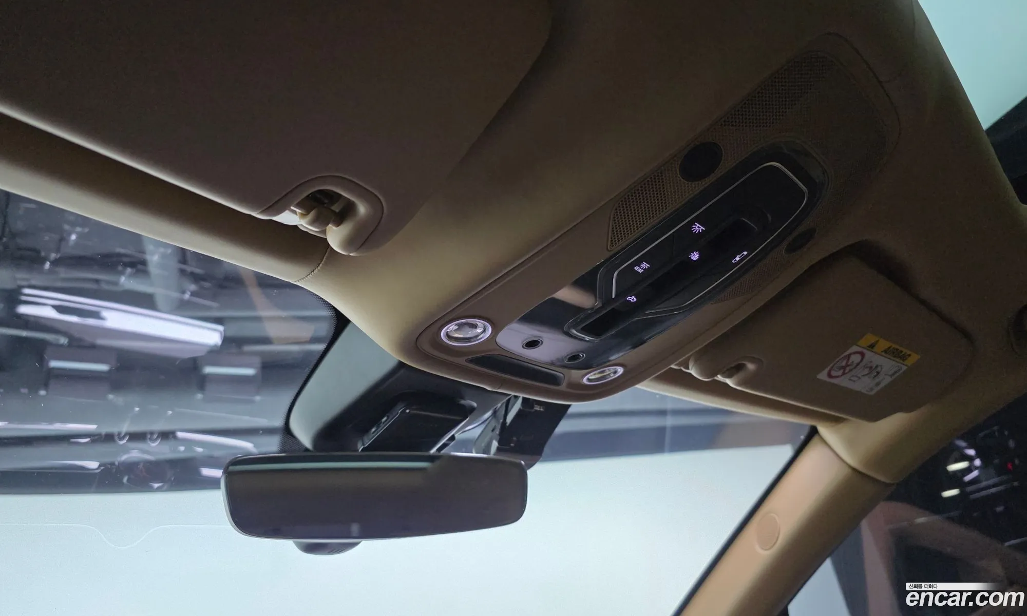Bentley Bentayga 2022 SJAAM14V2NC015076 — 14