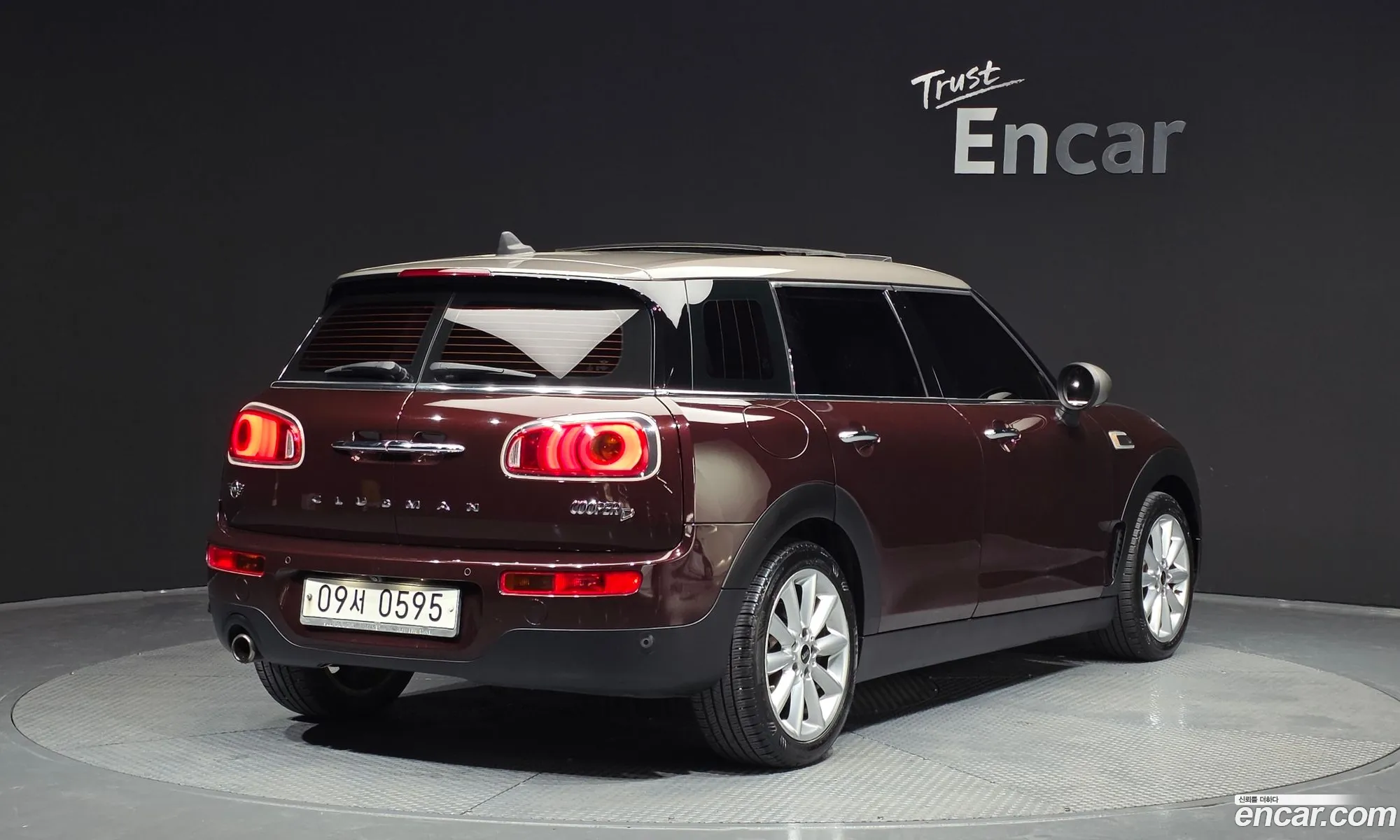 Mini Cooper D Clubman 2016 WMWLR9109G2E20425 — 19