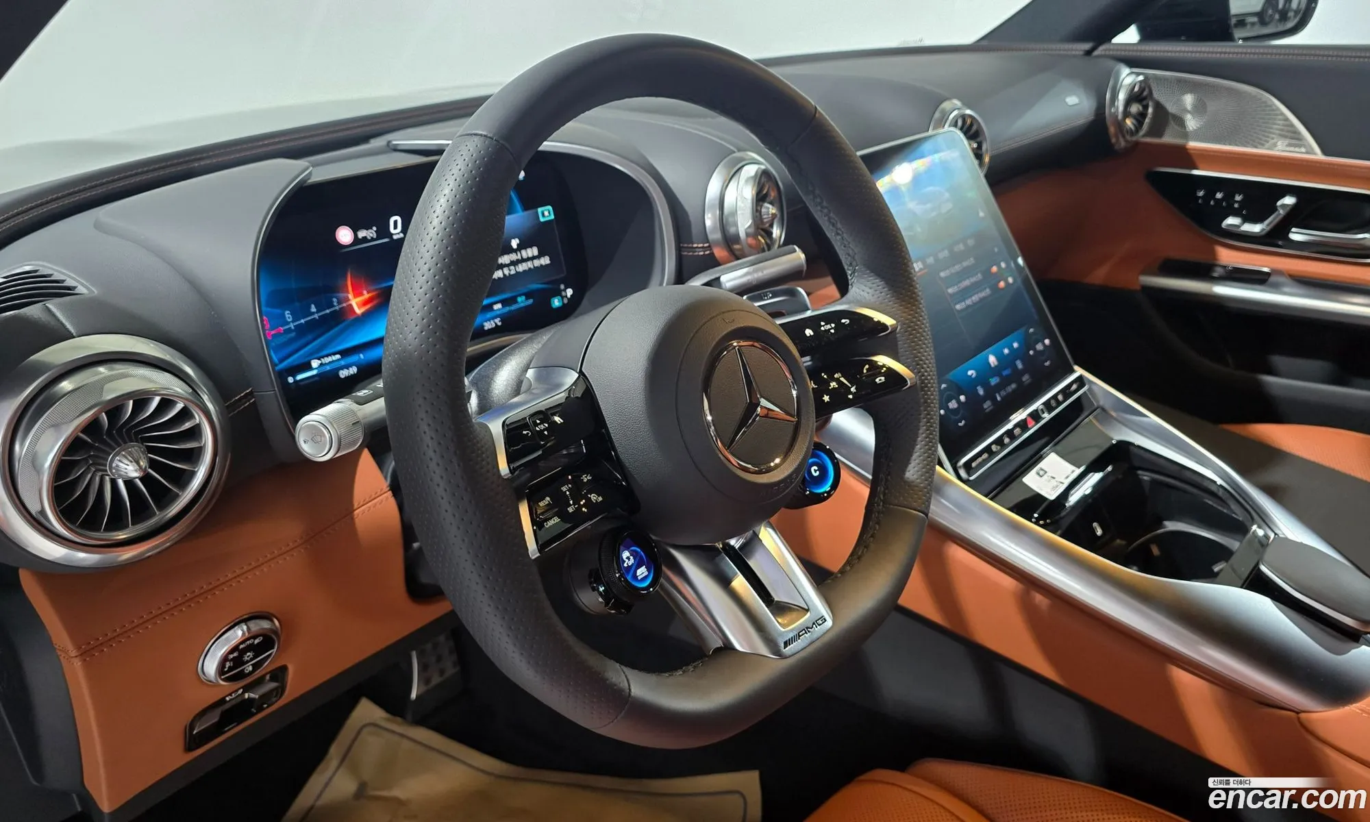 Mercedes-Benz SL-Class R232 2025 — 12