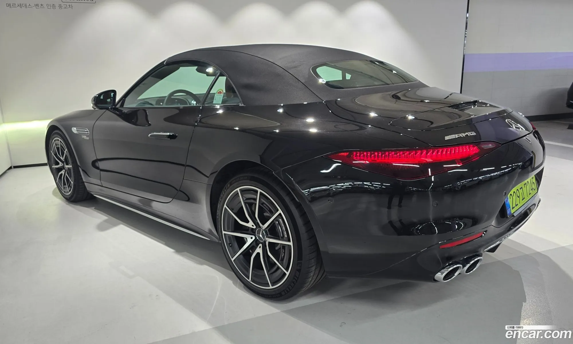 Mercedes-Benz SL-Class R232 2025 — 18