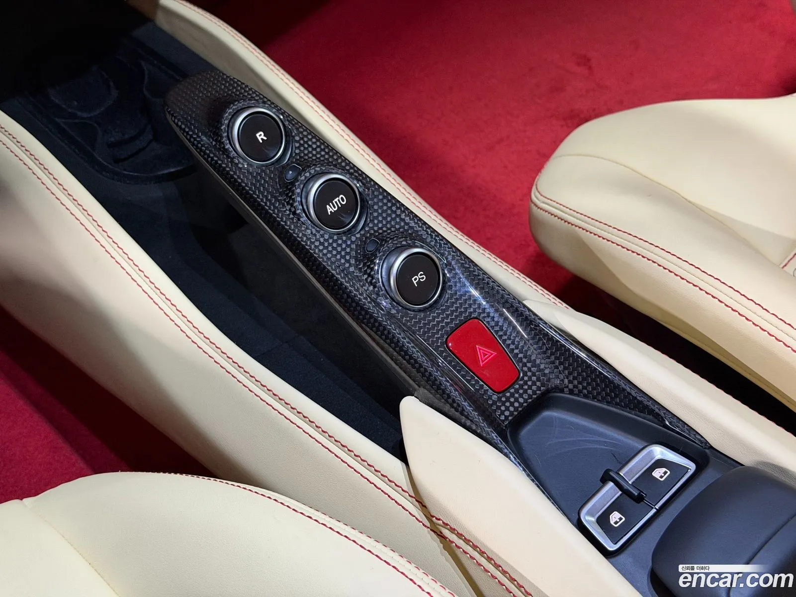 Ferrari F8 Spider 2020 — 13