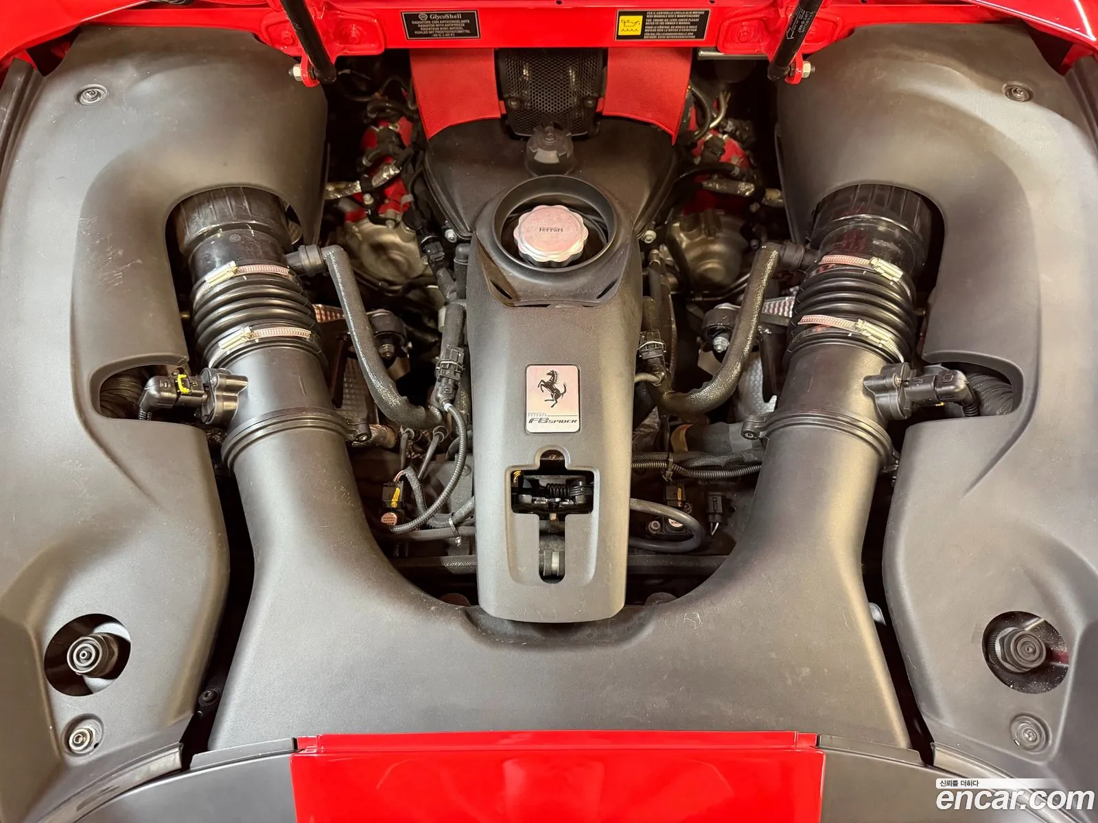 Ferrari F8 Spider 2020 — 14