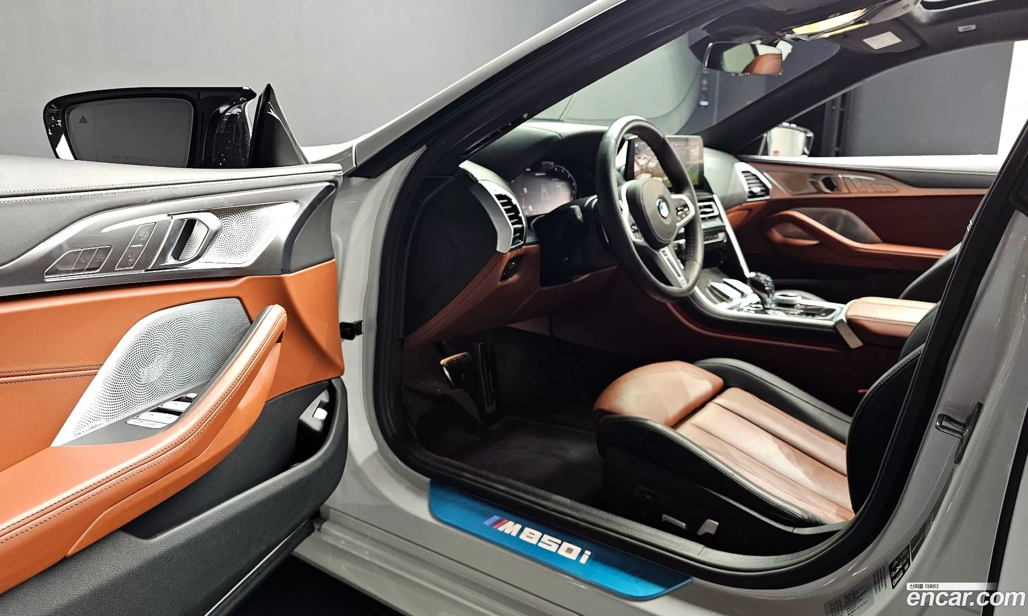 BMW 8 Series 2025 WBAGV8103SCT90944 — 12