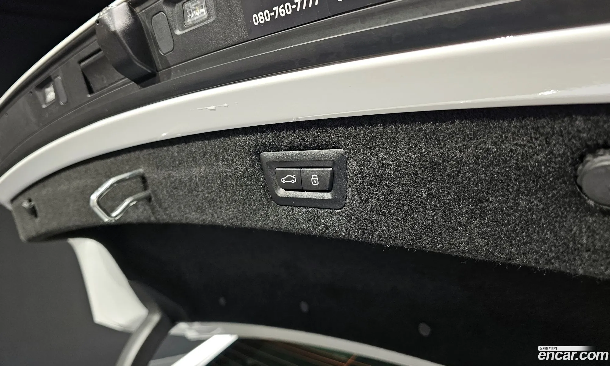 BMW 8 Series 2025 WBAGV8103SCT90944 — 19