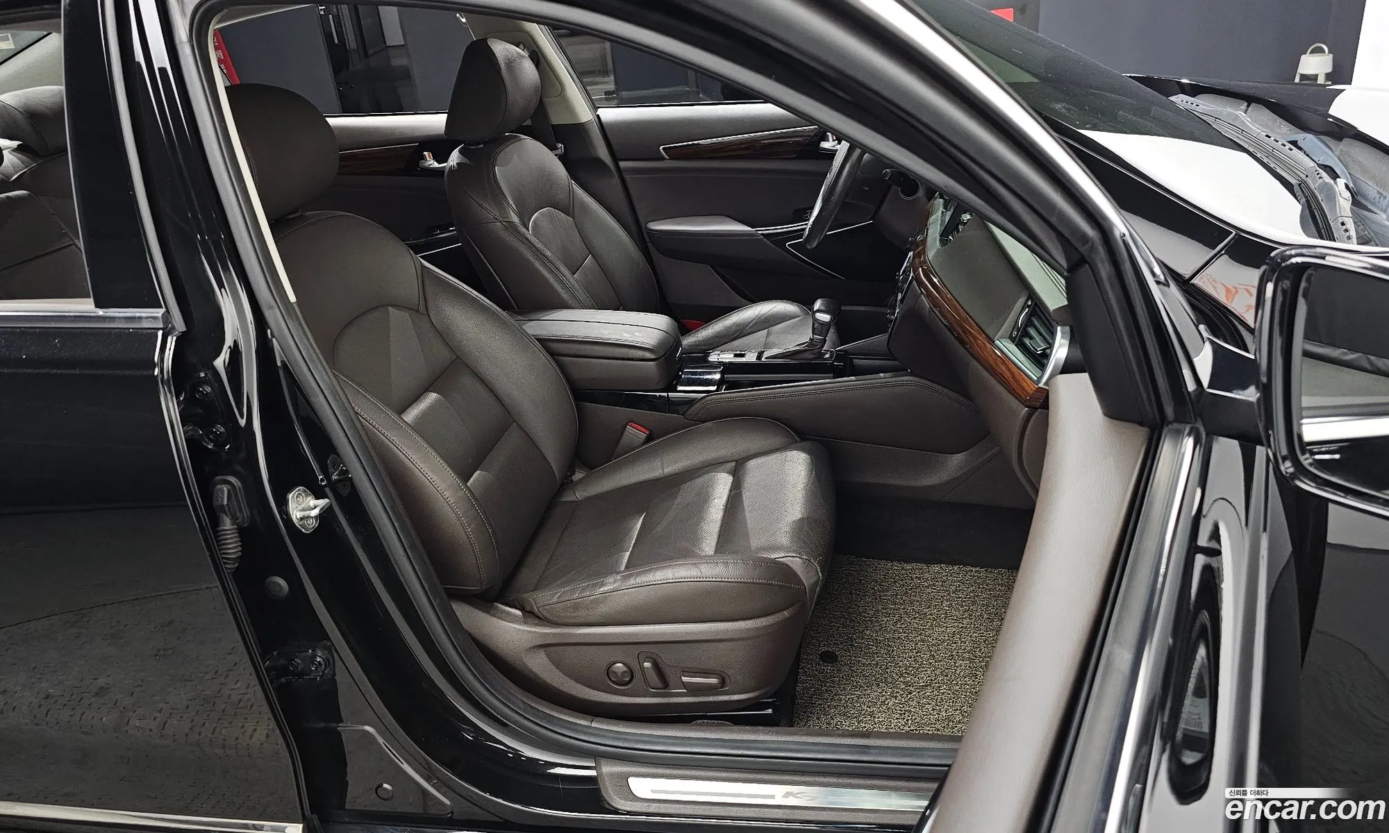 Kia K7 2017 — 18