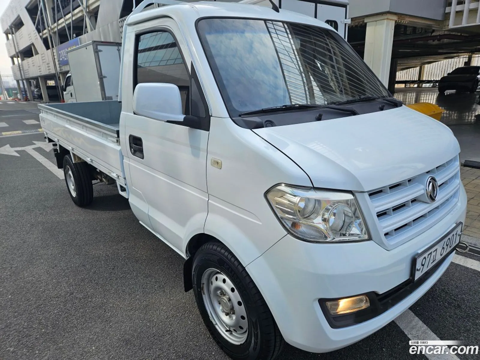 Dongfeng Sokon C31 2018 — 12