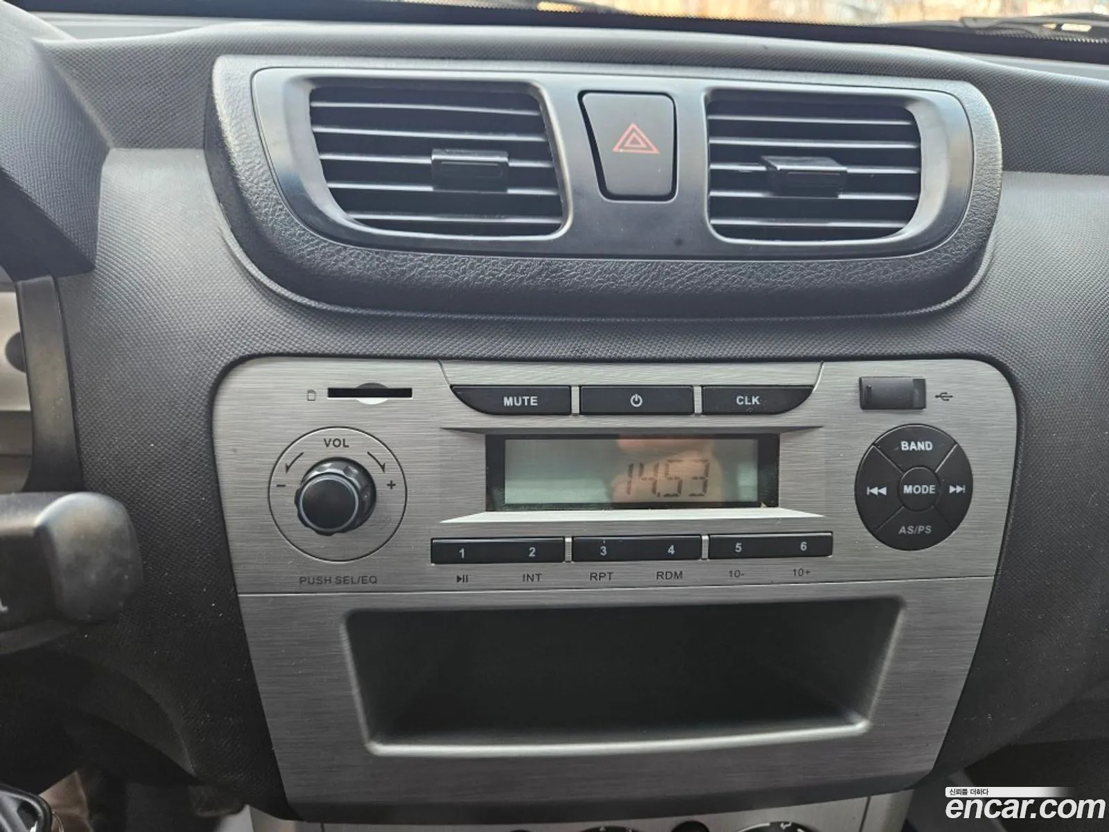 Dongfeng Sokon C31 2018 — 19