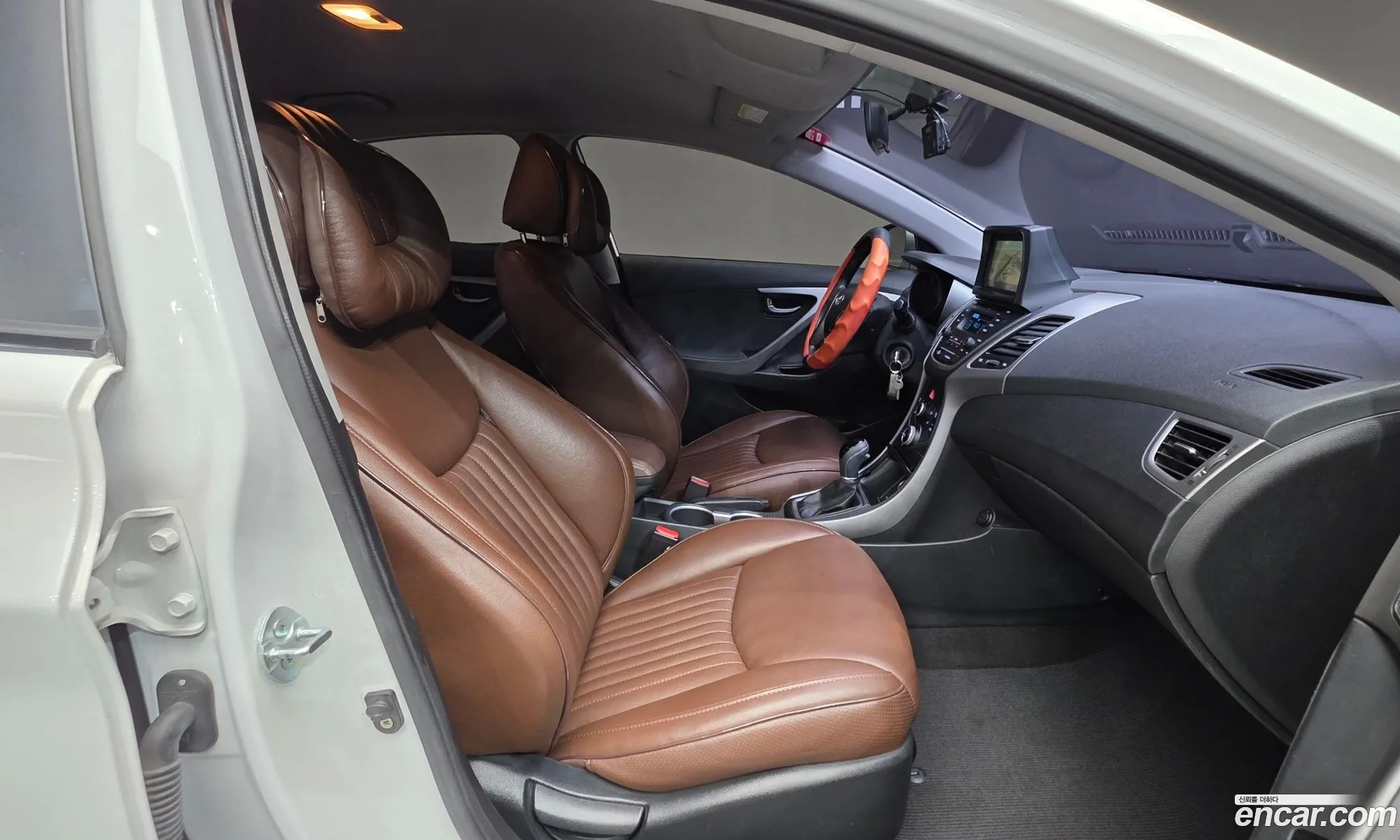 Hyundai Elantra 2014 — 11