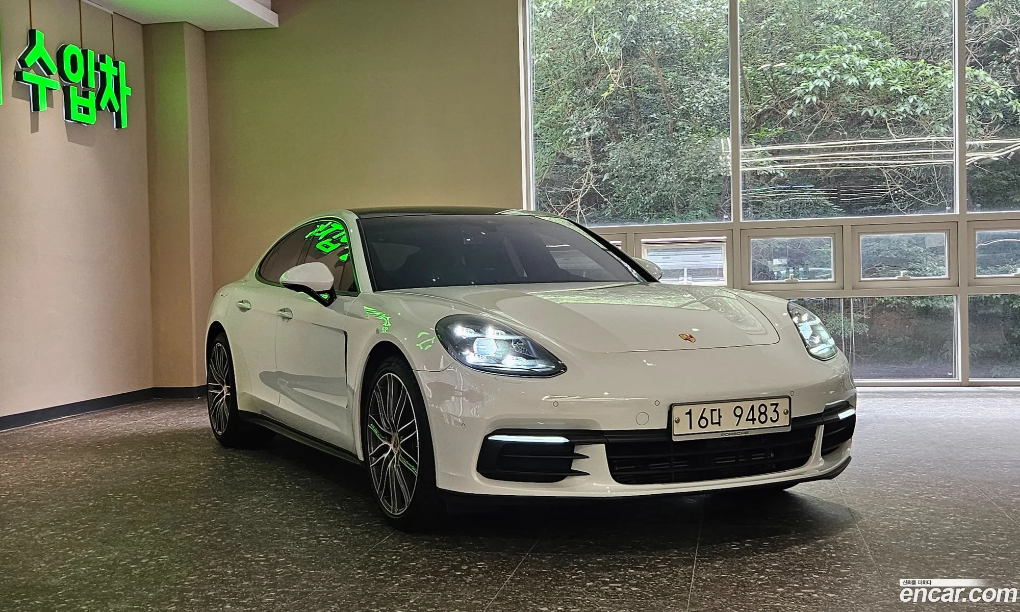 Porsche Panamera 2019 — 18