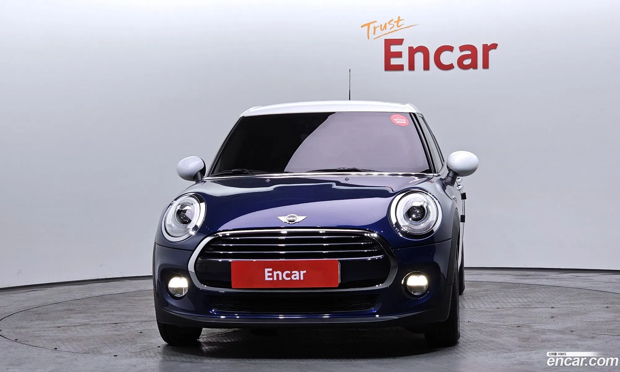 Mini Cooper 2017 — 18