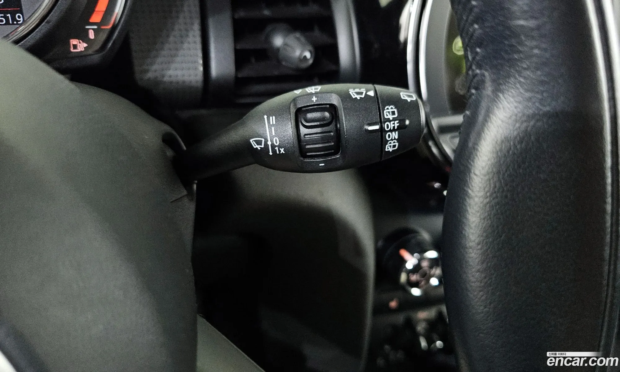 Mini Cooper 2017 — 19