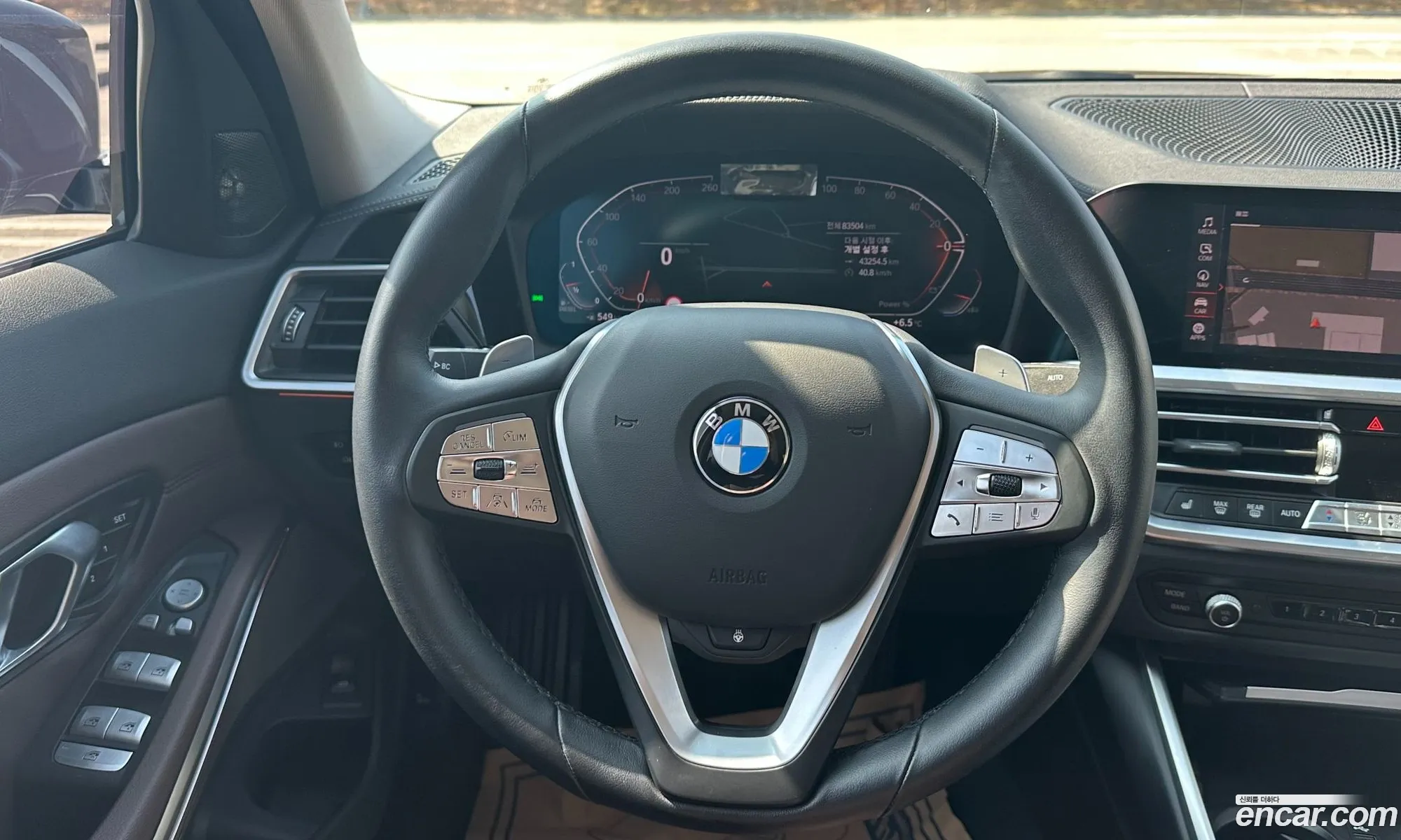 BMW 3 Series 2021 — 3