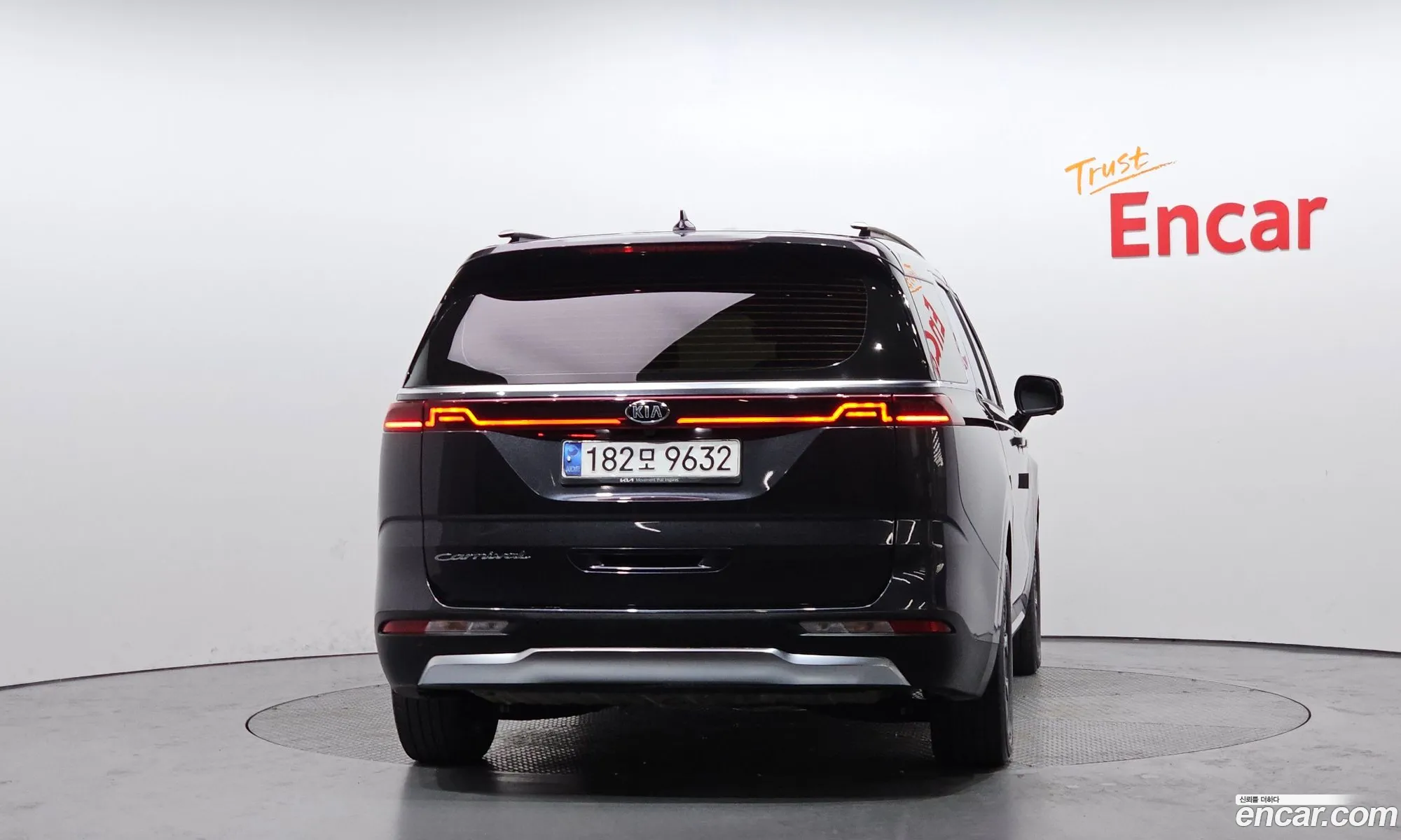 Kia Carnival 2021 — 6