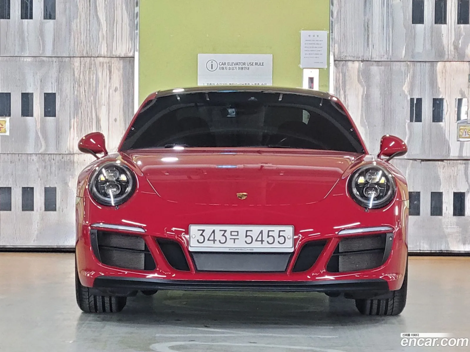 Porsche 911 2018 — 3