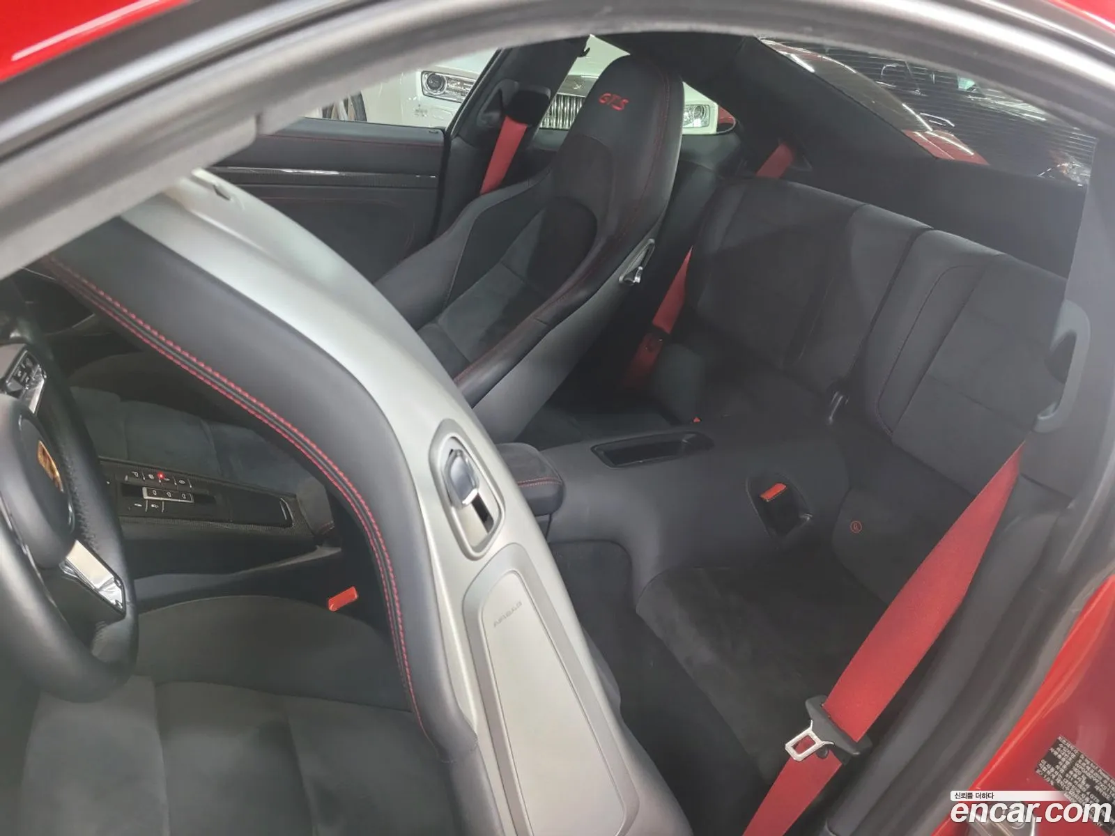 Porsche 911 2018 — 18