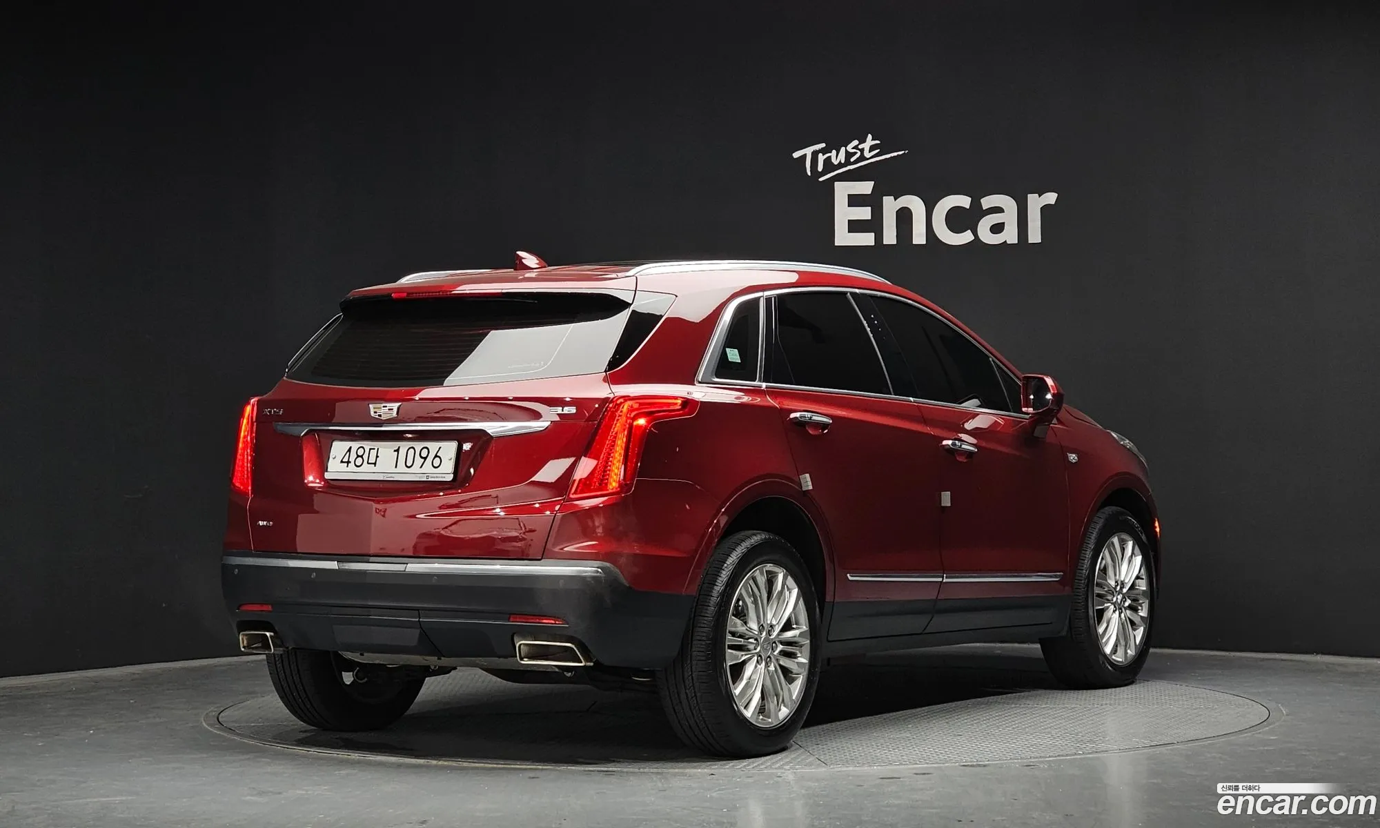 Cadillac XT5 2018 1GYFN9RS2JZ131006 — 16